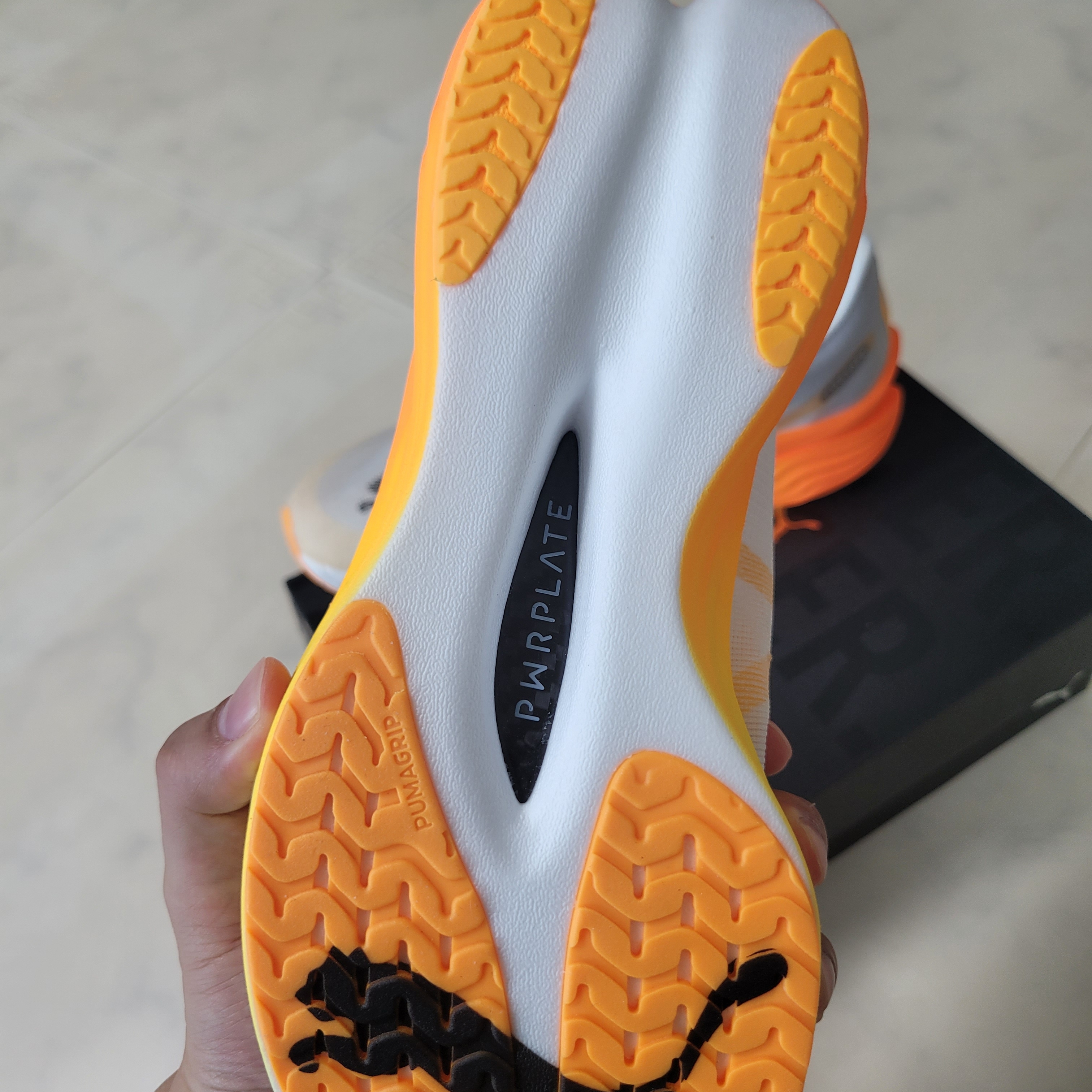 Puma Deviate Nitro Elite 3 White Sun Stream 착용 스타일 - 3