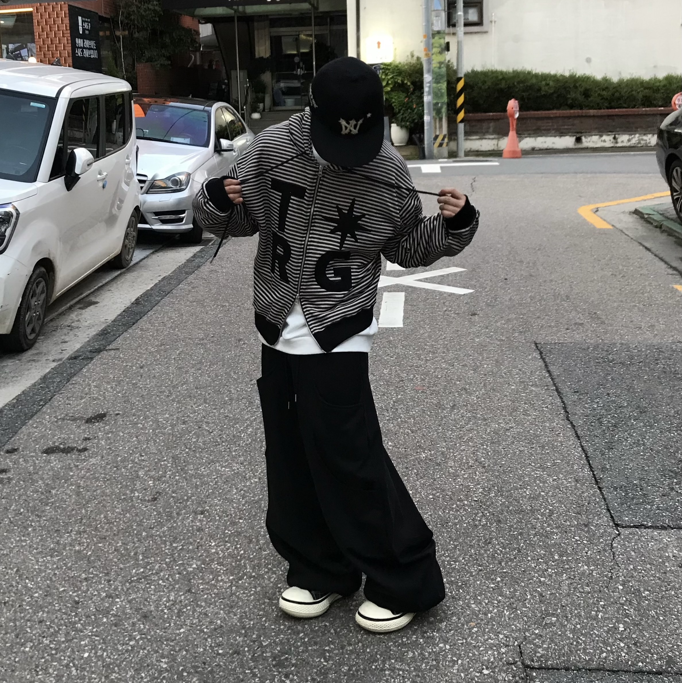 Aoiro 6-Panel Bone A/N Cap Black 착용 스타일 - 3