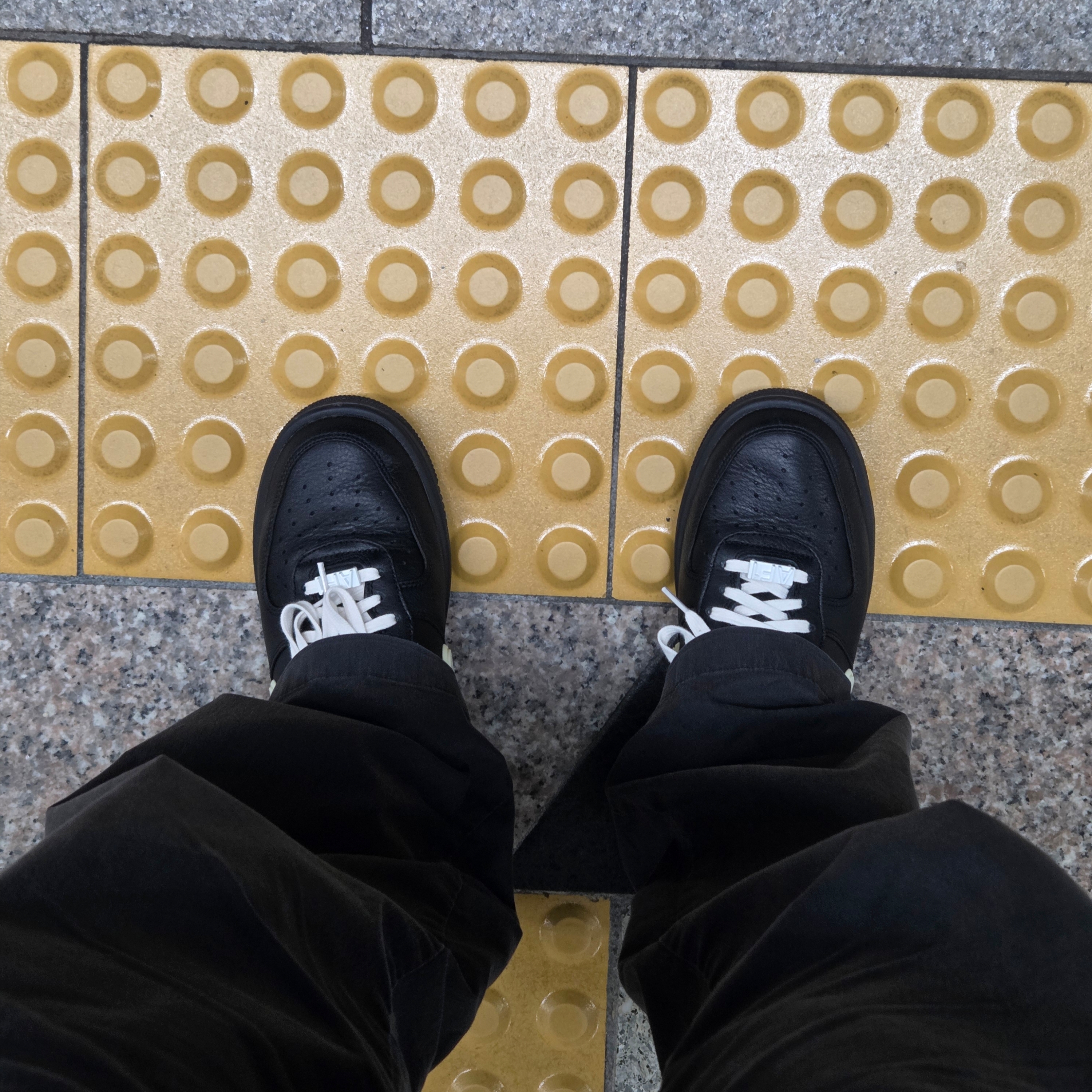 Nike x Ambush Air Force 1 Low SP Black 착용 스타일 - 4