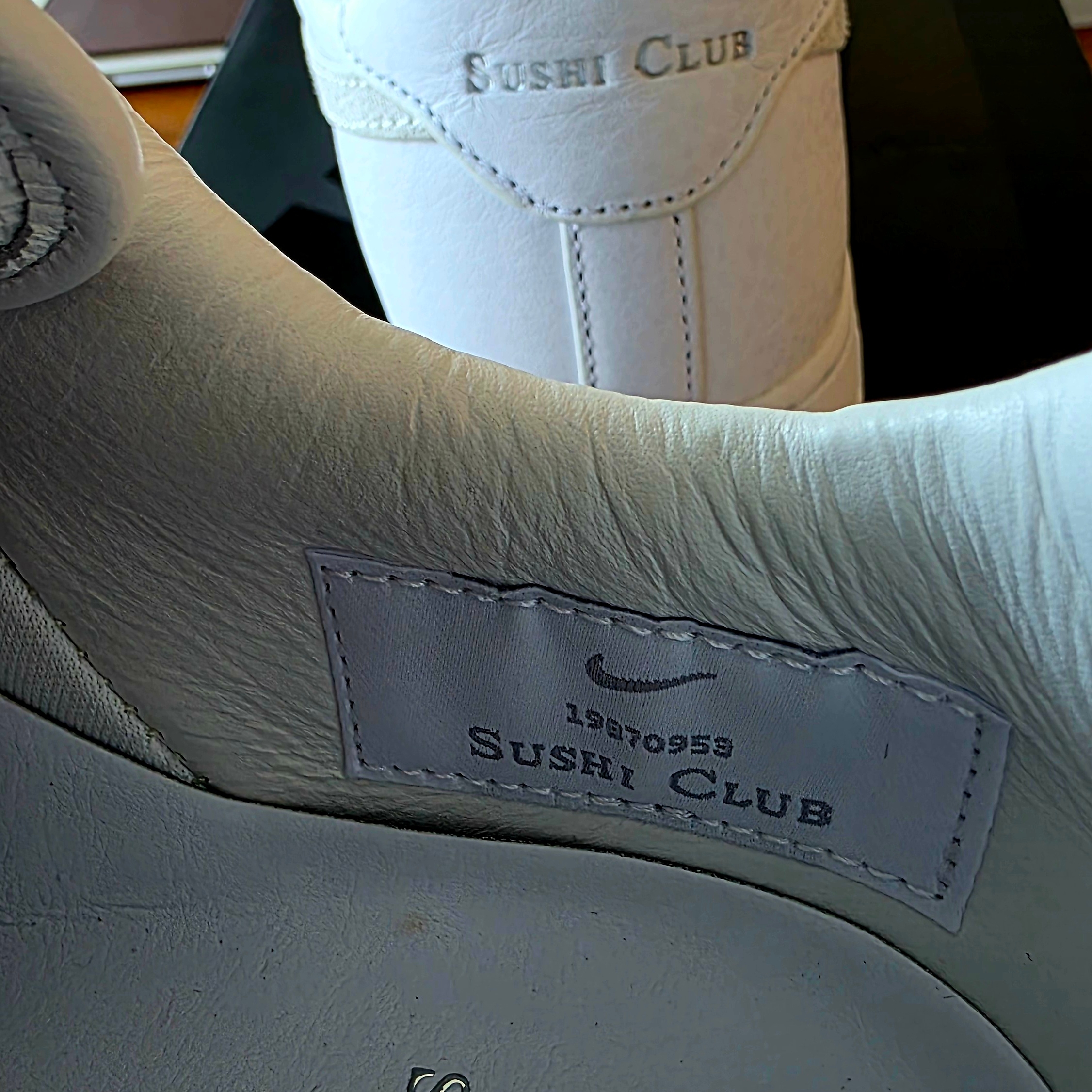Nike x Sushi Club Air Force 1 Low White Summit White 착용 스타일 - 4
