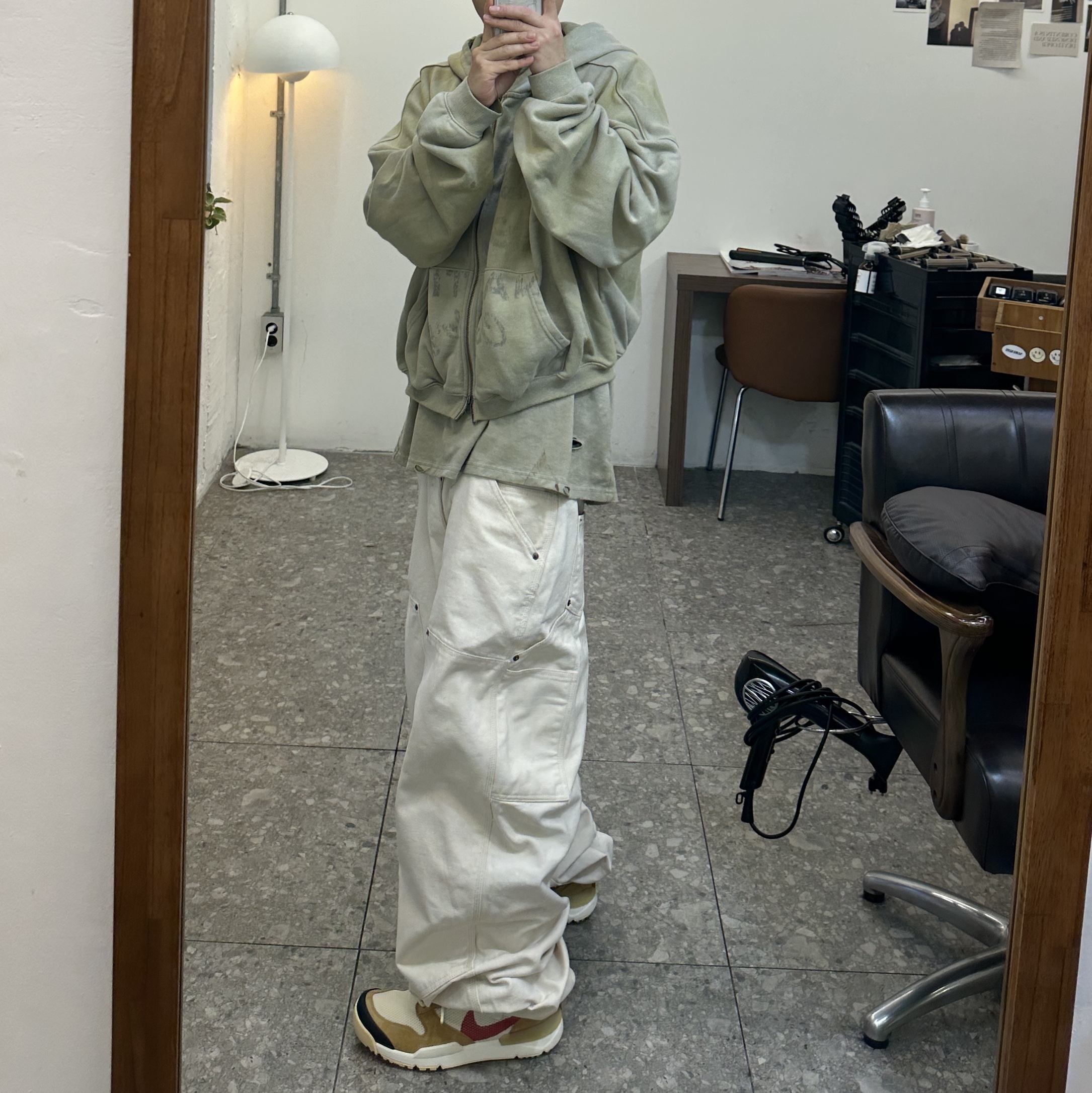 Nike x Tom Sachs Mars Yard Shoe 3.0 Space Camp, Undermycar x Nautica Damaged Hood Zip Up Beige - 25SS 착용 스타일 - 1