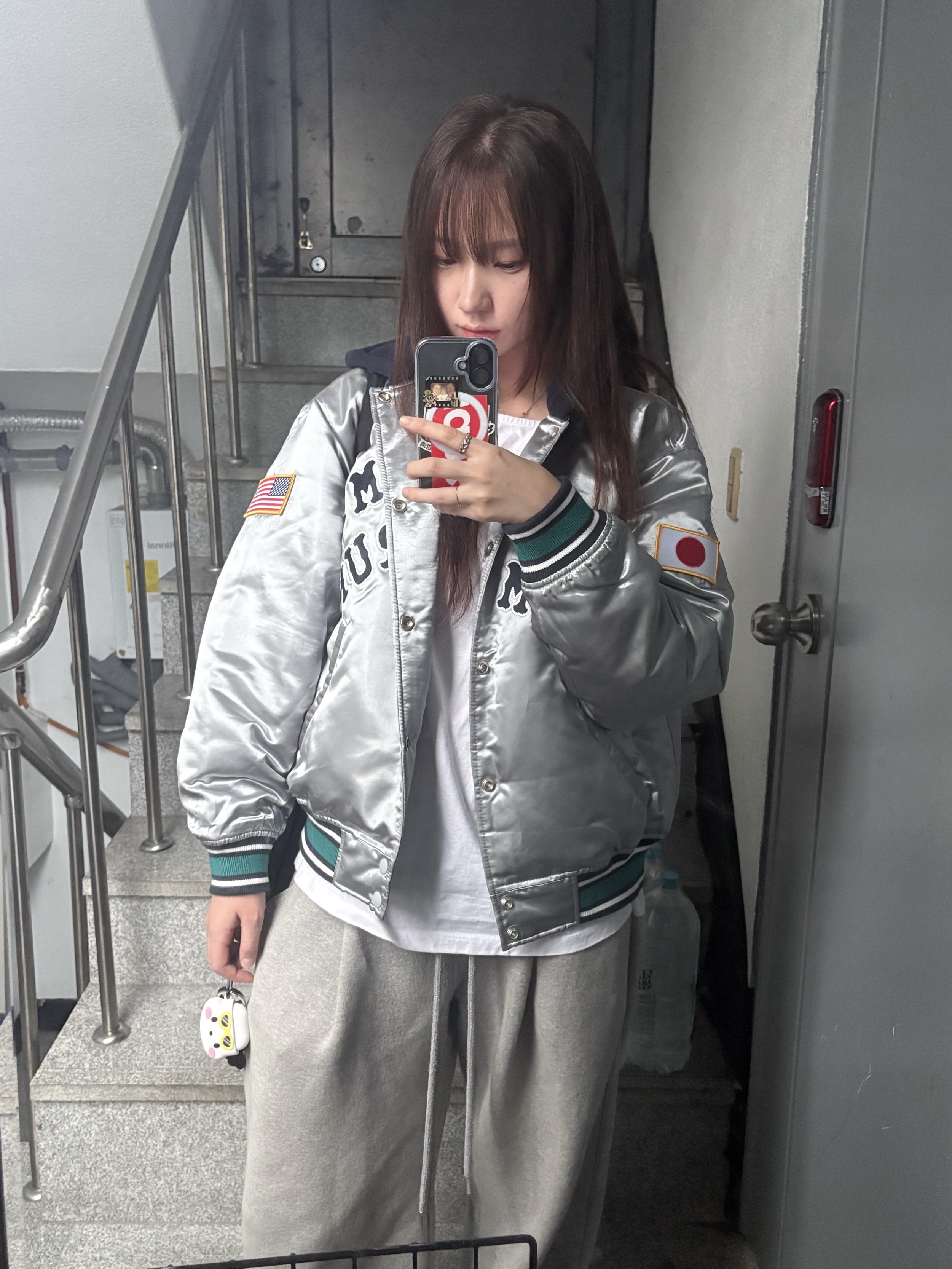 Supreme x Homerun Satin Hooded Varsity Jacket Silver - 25SS, Undermycar Mu.03 Anti Fxxking Logo Play Oversized Sweat Jogger Melange Gray 착용 스타일