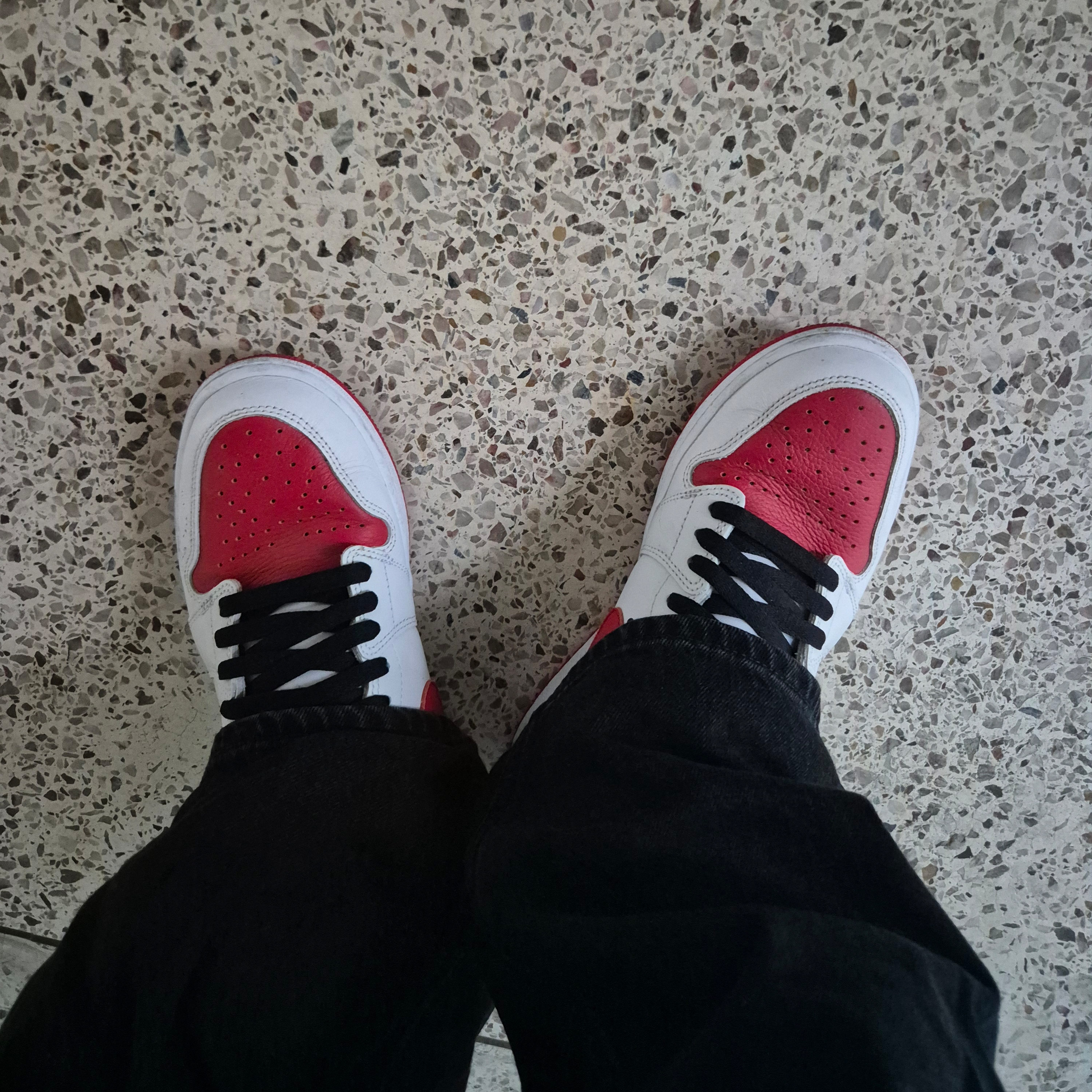 Jordan 1 Retro High OG Heritage 착용 스타일 - 2