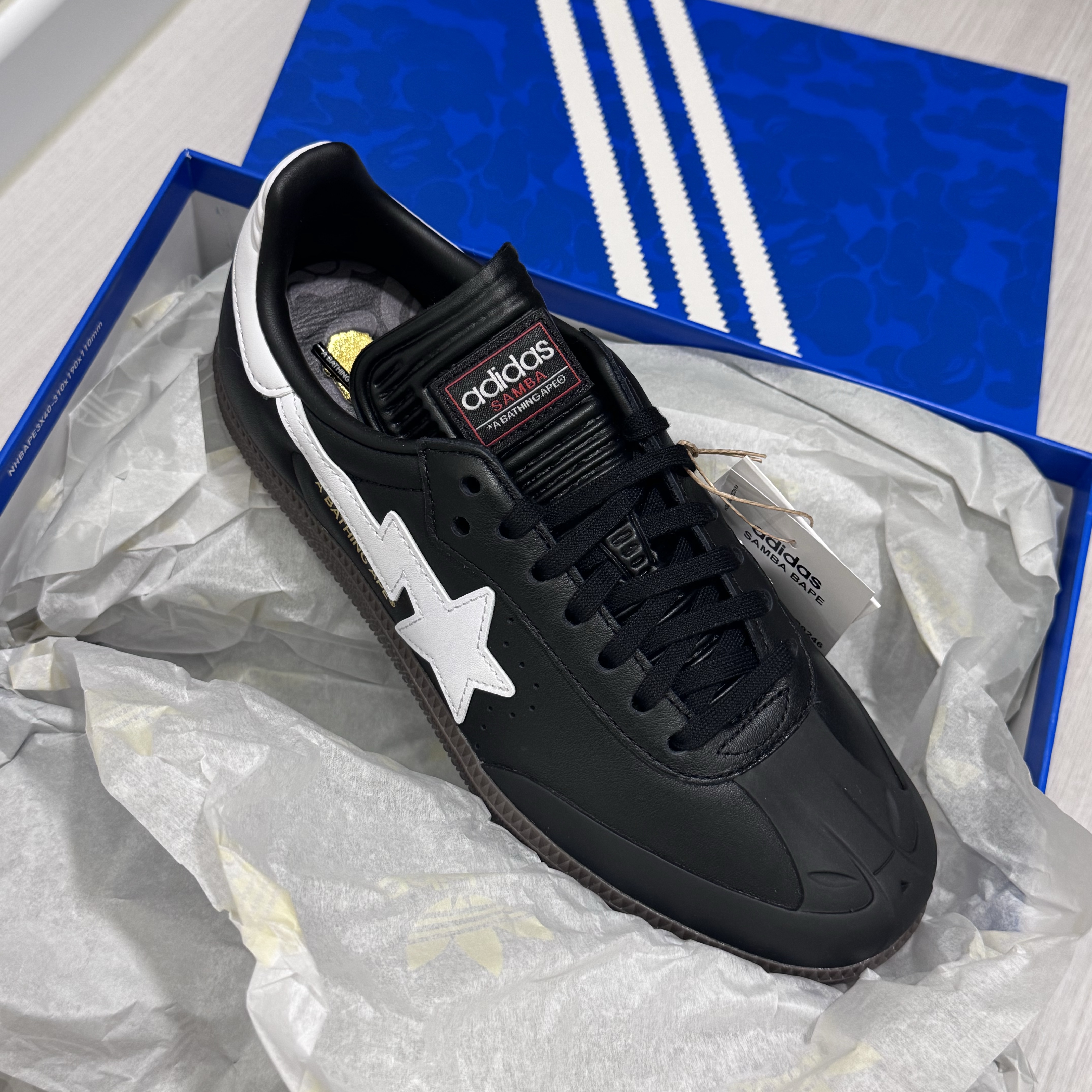 Adidas x BAPE Samba Core Black Footwear White 착용 스타일 - 2