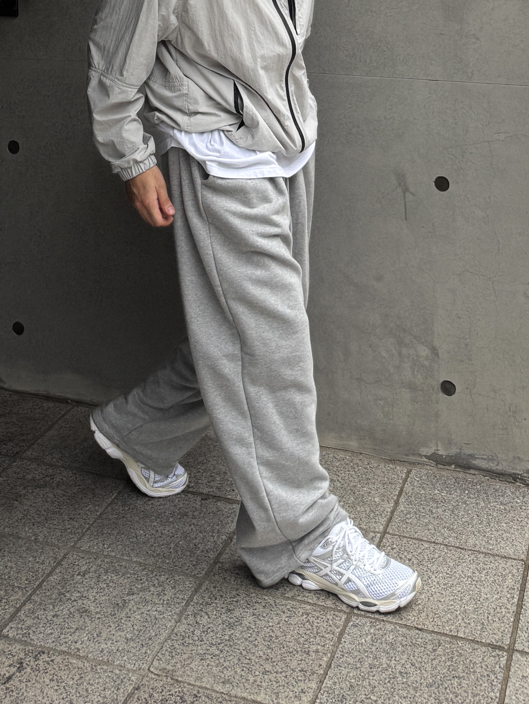 Asics Gel-Cumulus 16 White 착용 스타일 - 3