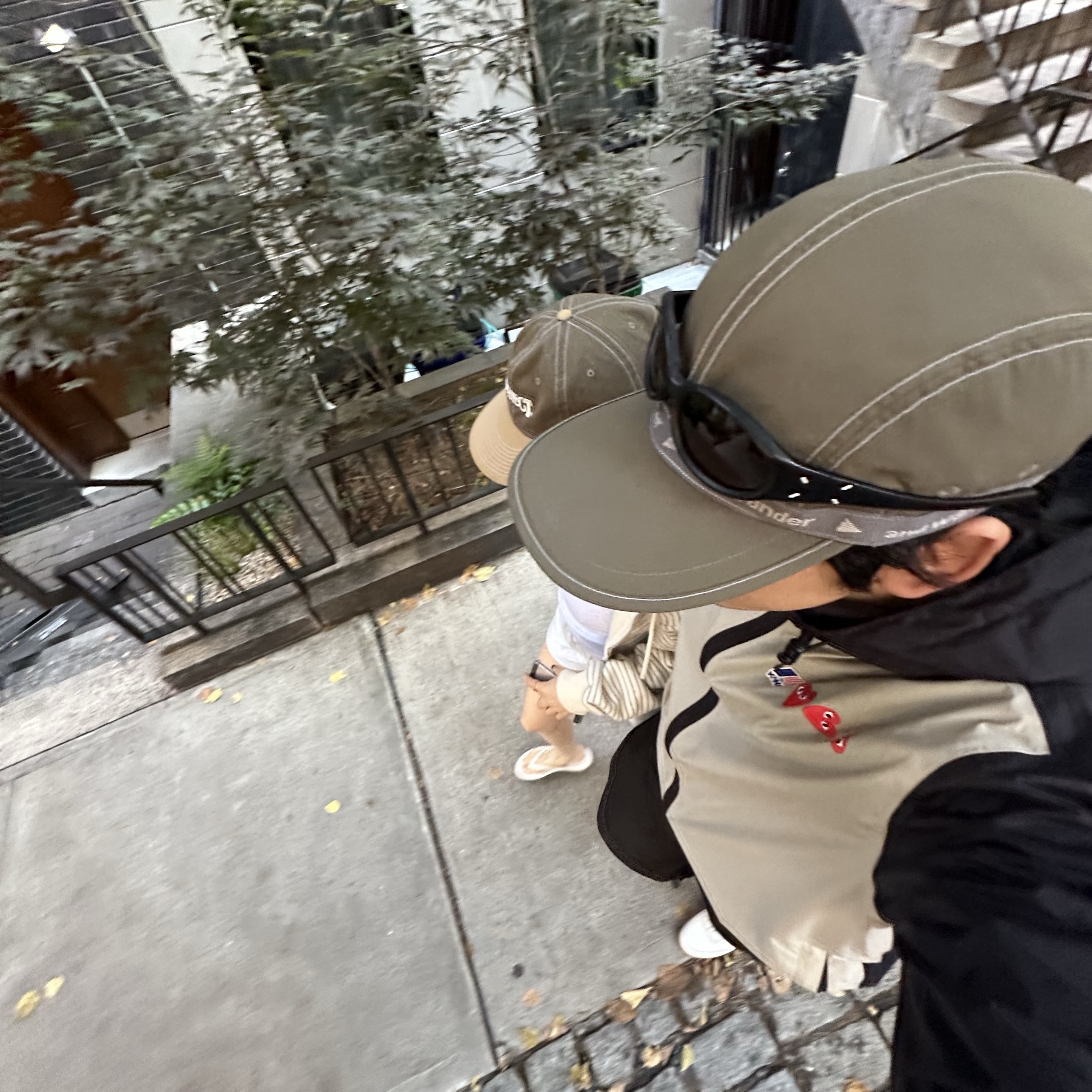 And Wander JQ Tape Cap Black, Play Comme des Garcons x K-Way Full Zip Jacket Beige Black 착용 스타일