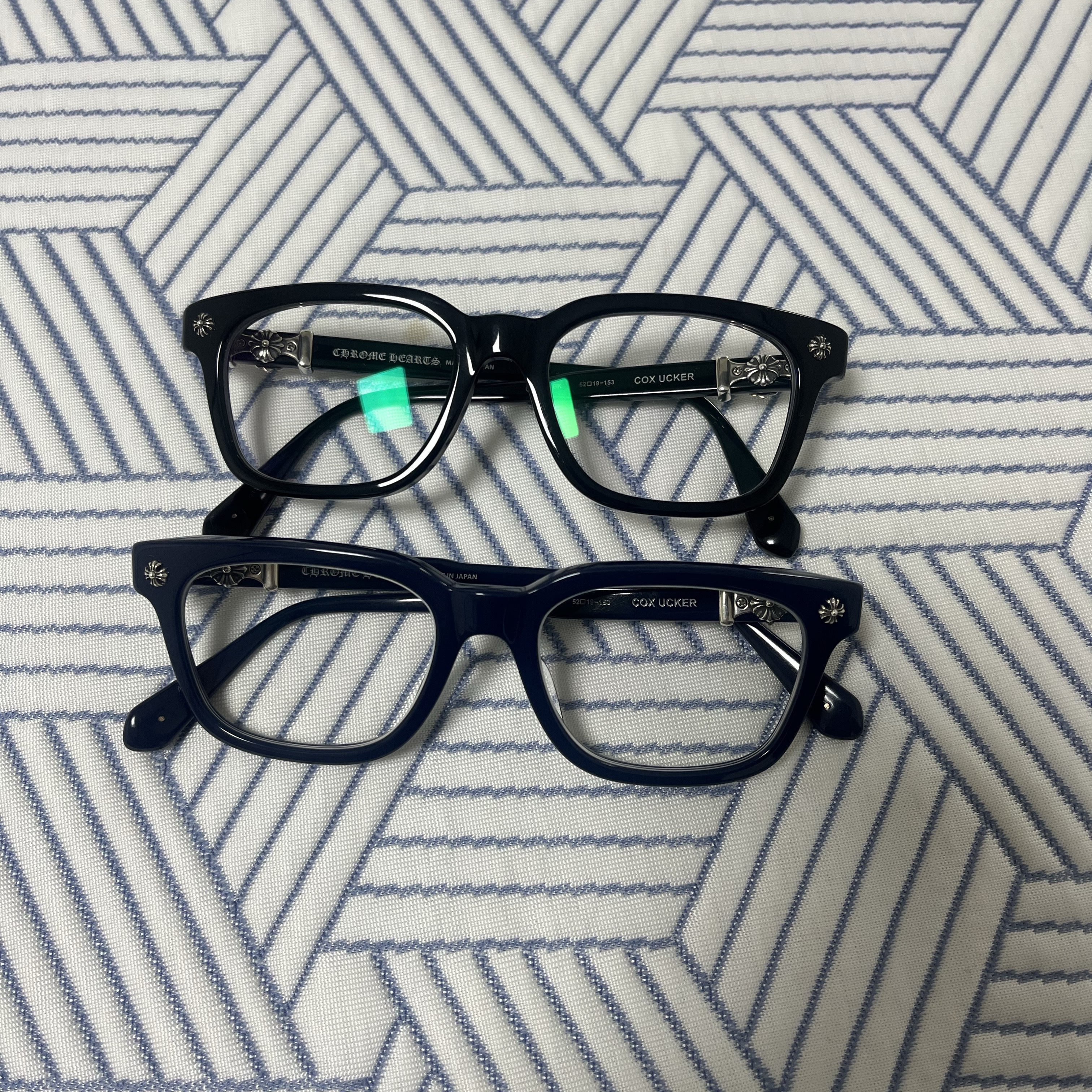 Chrome Hearts Cox Ucker Black 착용 스타일
