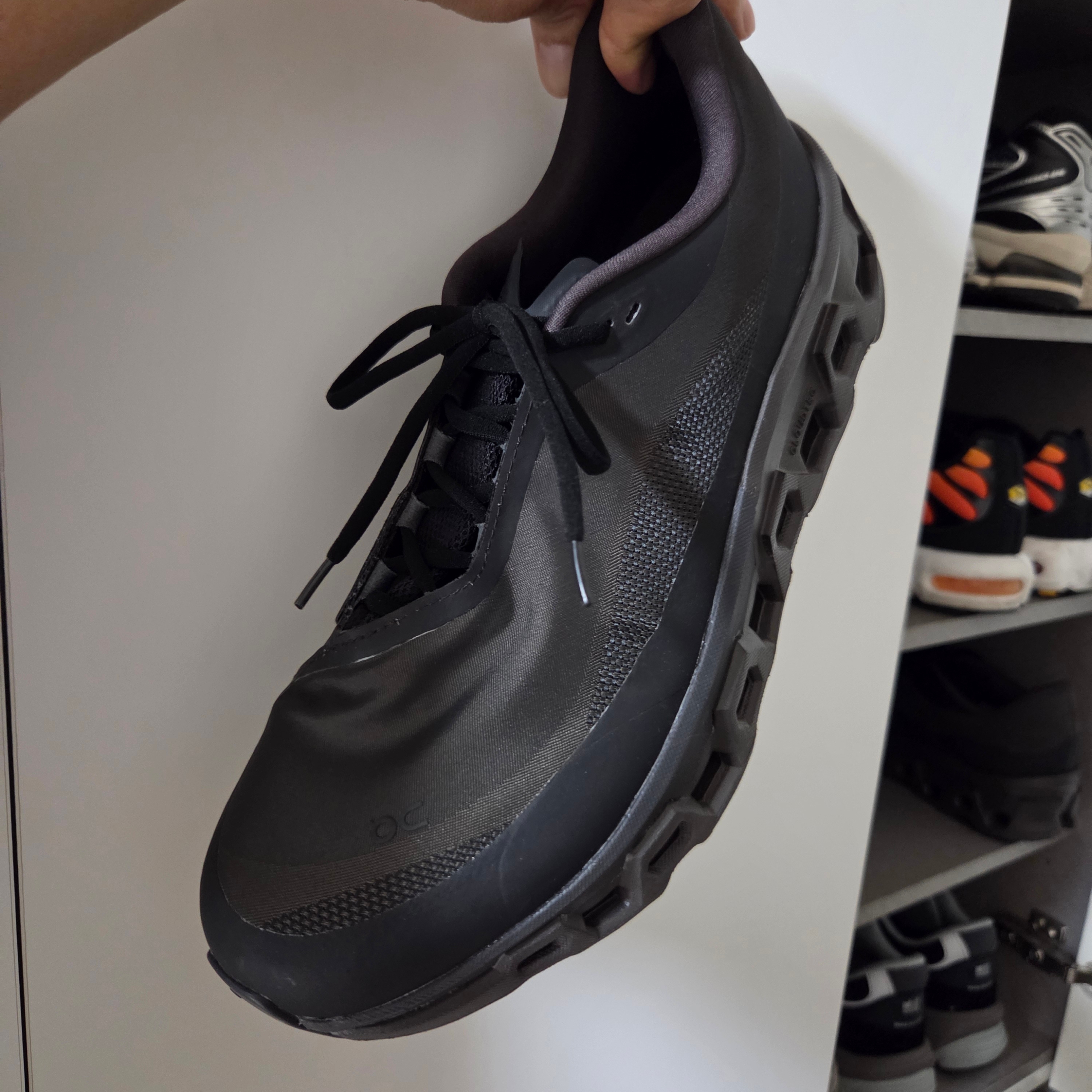 On Running x Post Archive Faction (Paf) Cloudmonster 2 Thorn Brown 착용 스타일 - 1