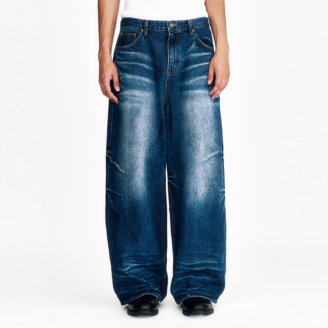 쎄르페 스태리 나이트 워시드 와이드 데님팬츠 블루(SSERPE Starry Night Washed Wide Denim Pants Blue) - 2