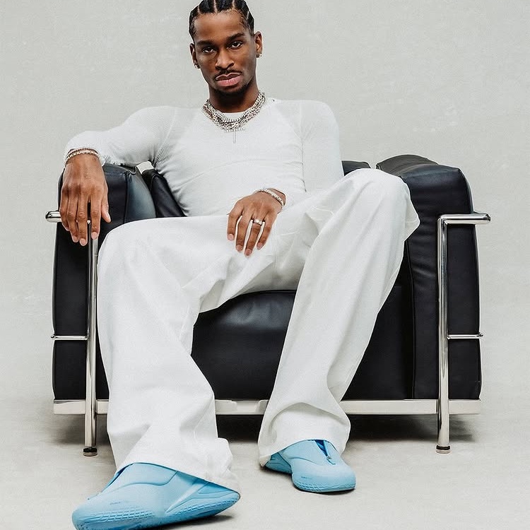 Converse x Shai 001 Masi Blue 착용 스타일