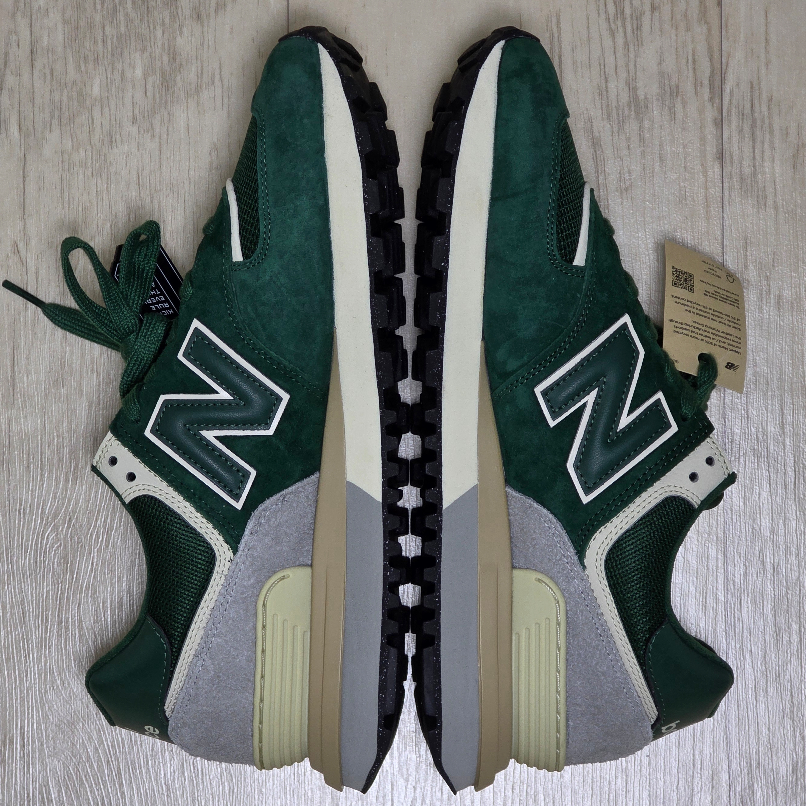 New Balance 574 Legacy Green, New Balance x Stone Island 574 Legacy Dark Green 착용 스타일 - 5