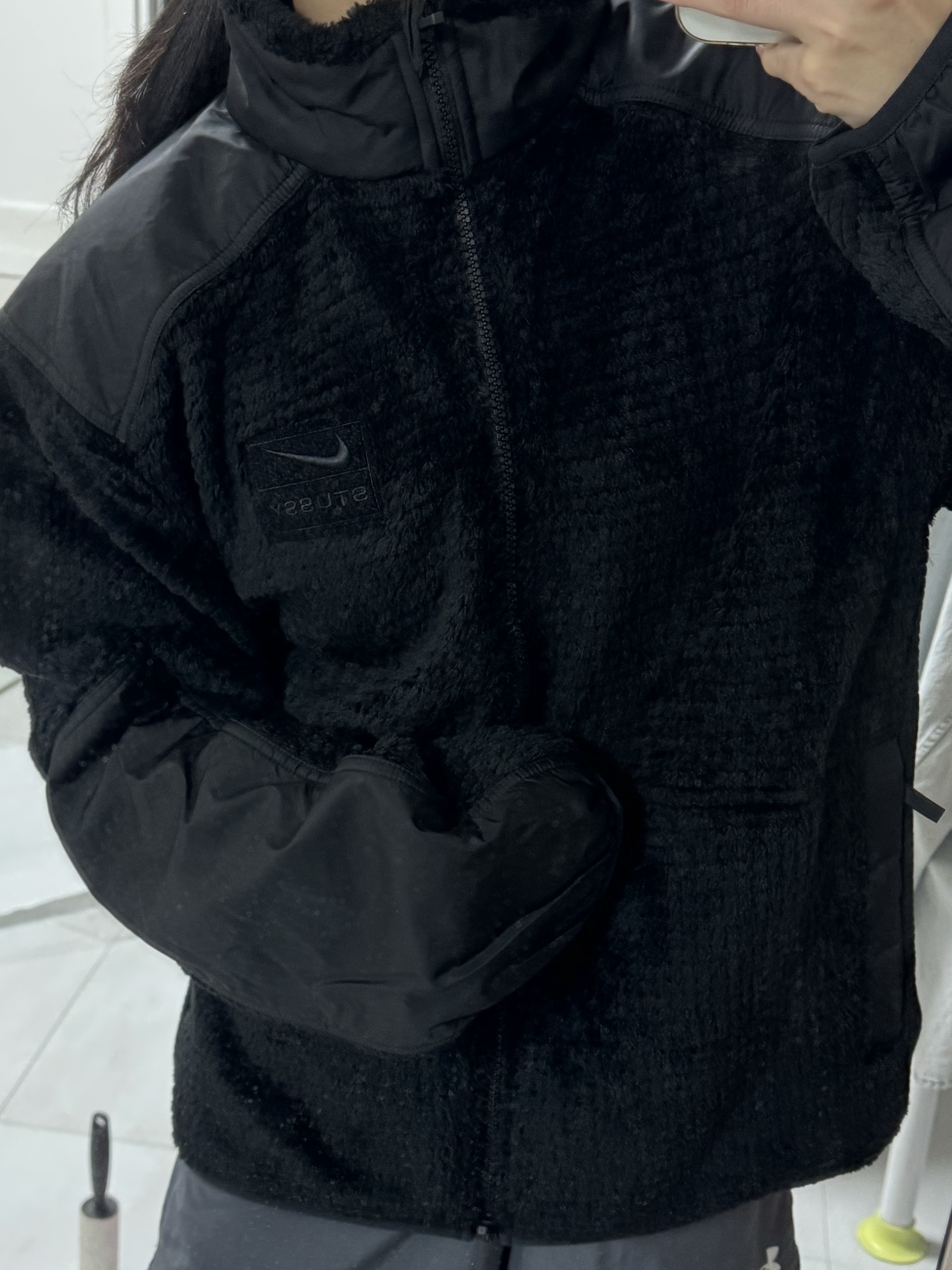 Nike x Stussy Full Zip Fleece Black (HQ8524-010) 착용 스타일 - 2