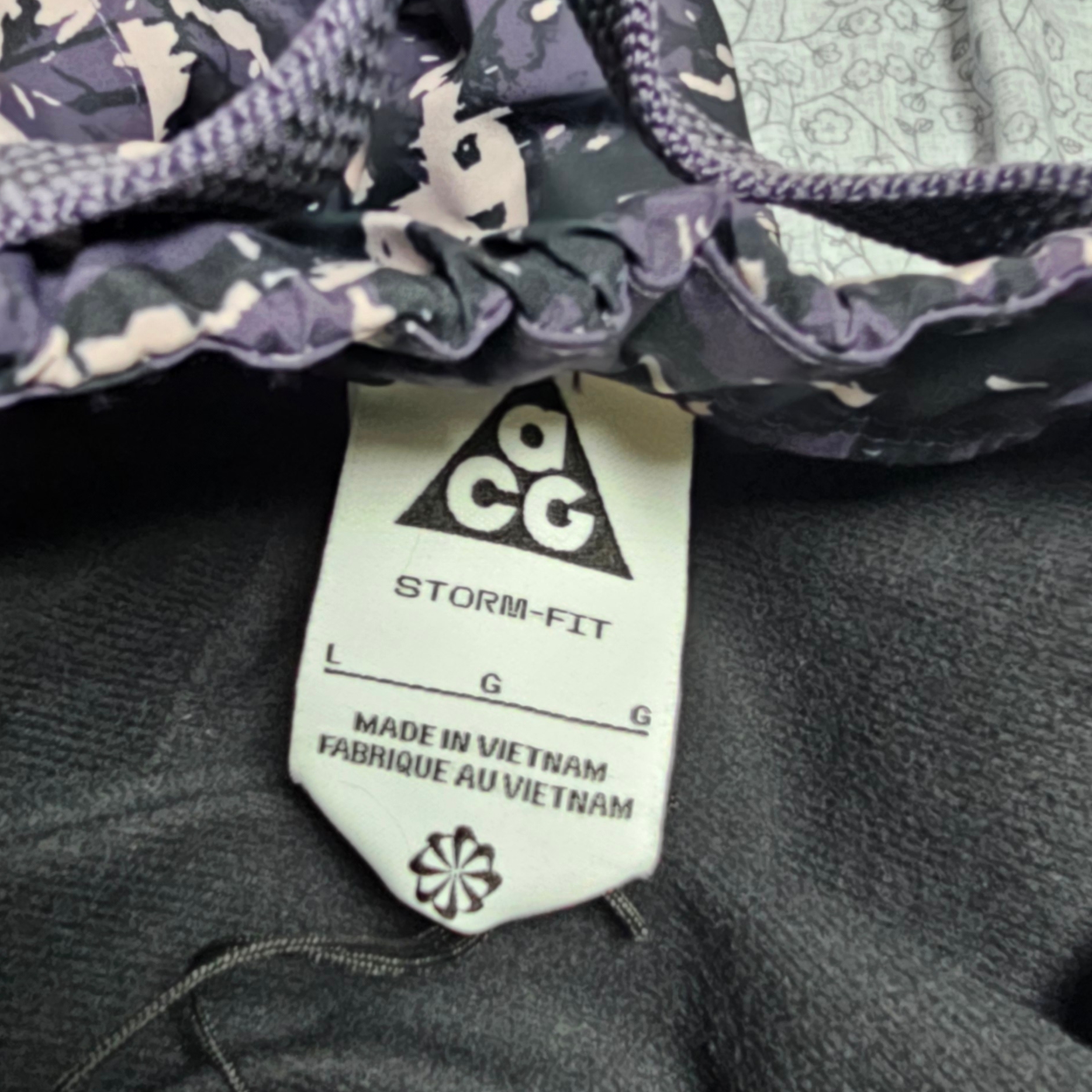 Nike ACG Chenna Vortex Storm-Fit Pants Dark Raisin Anthracite - Asia, Nike ACG Canwell Glacier Anorak Dark Raisin Black - Asia 착용 스타일 - 4