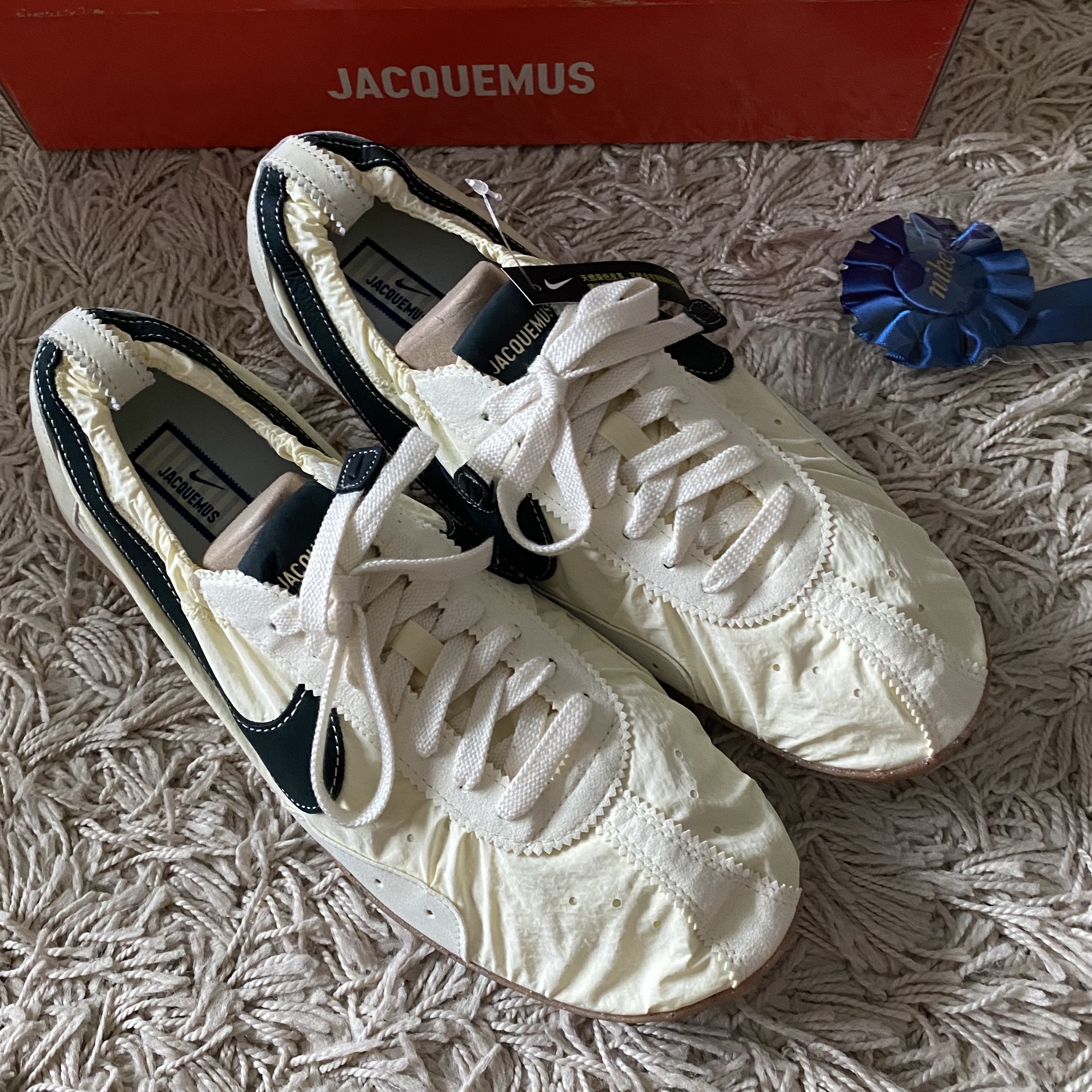 Nike x Jacquemus Moon Shoe SP Alabaster Off Noir 착용 스타일