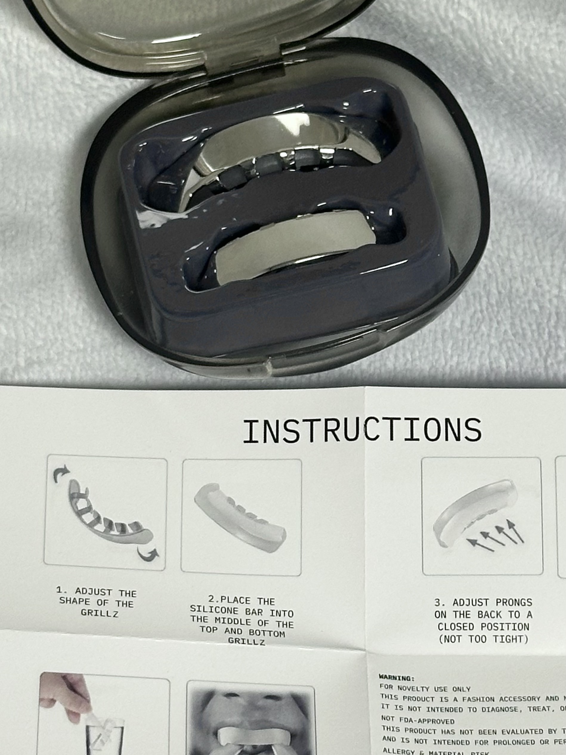 Yeezy HD-10 Grey - Korea Limited, Yeezy GR-01 Grillz Silver 착용 스타일 - 2