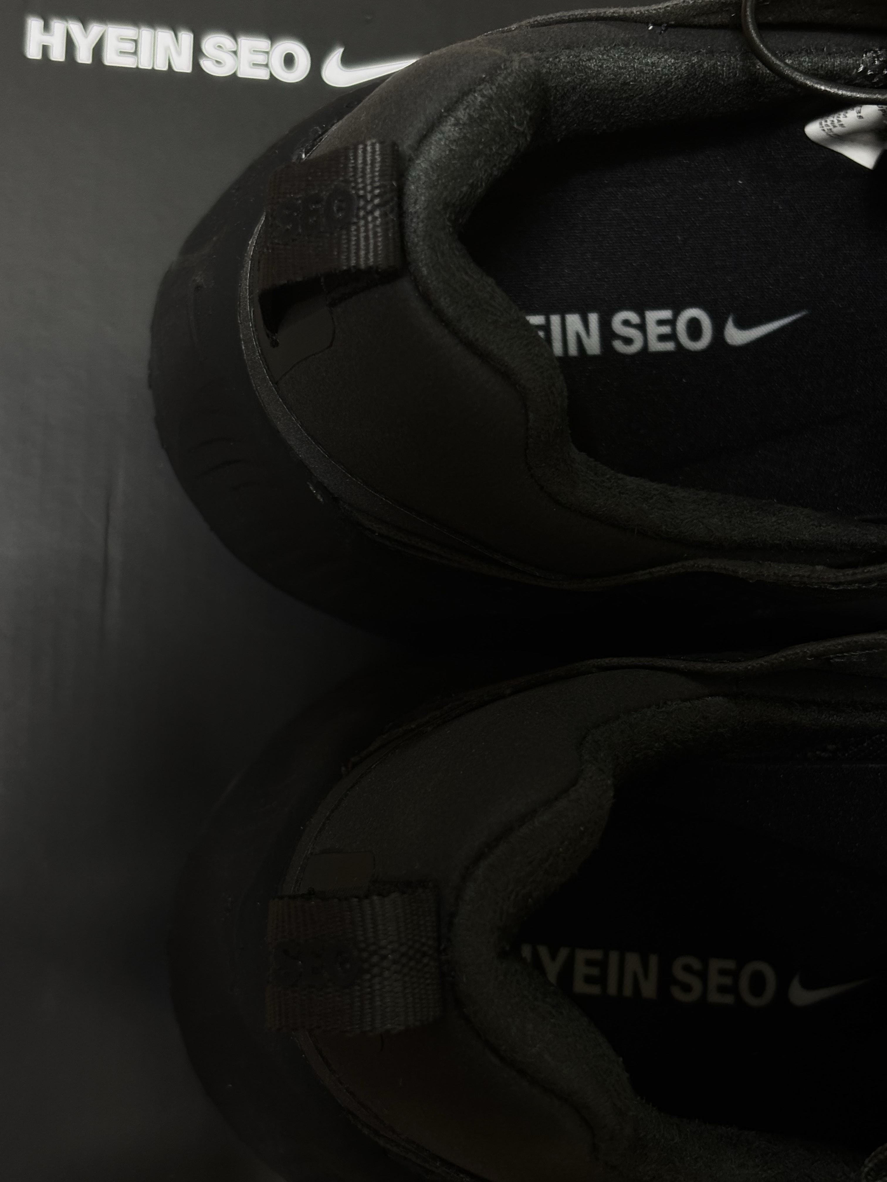 Nike x Hyein Seo Ava Rover Black 착용 스타일 - 2