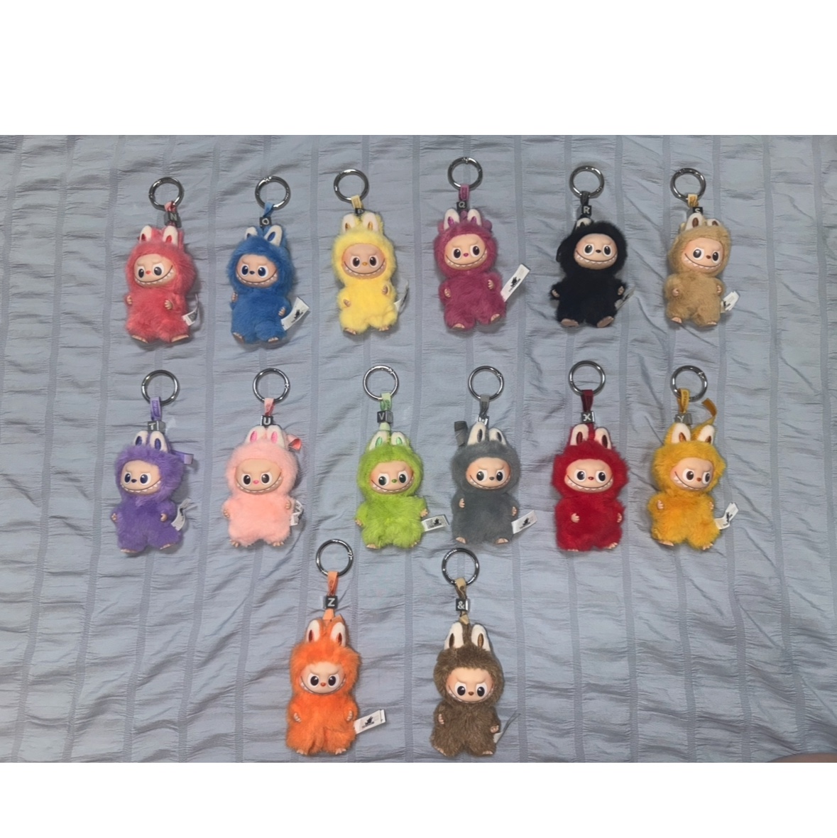 Pop Mart Labubu The Monsters Pin For Love Series Vinyl Plush Pendant Sealed Case (N-Z) (14 Blind Boxes) 착용 스타일 - 1
