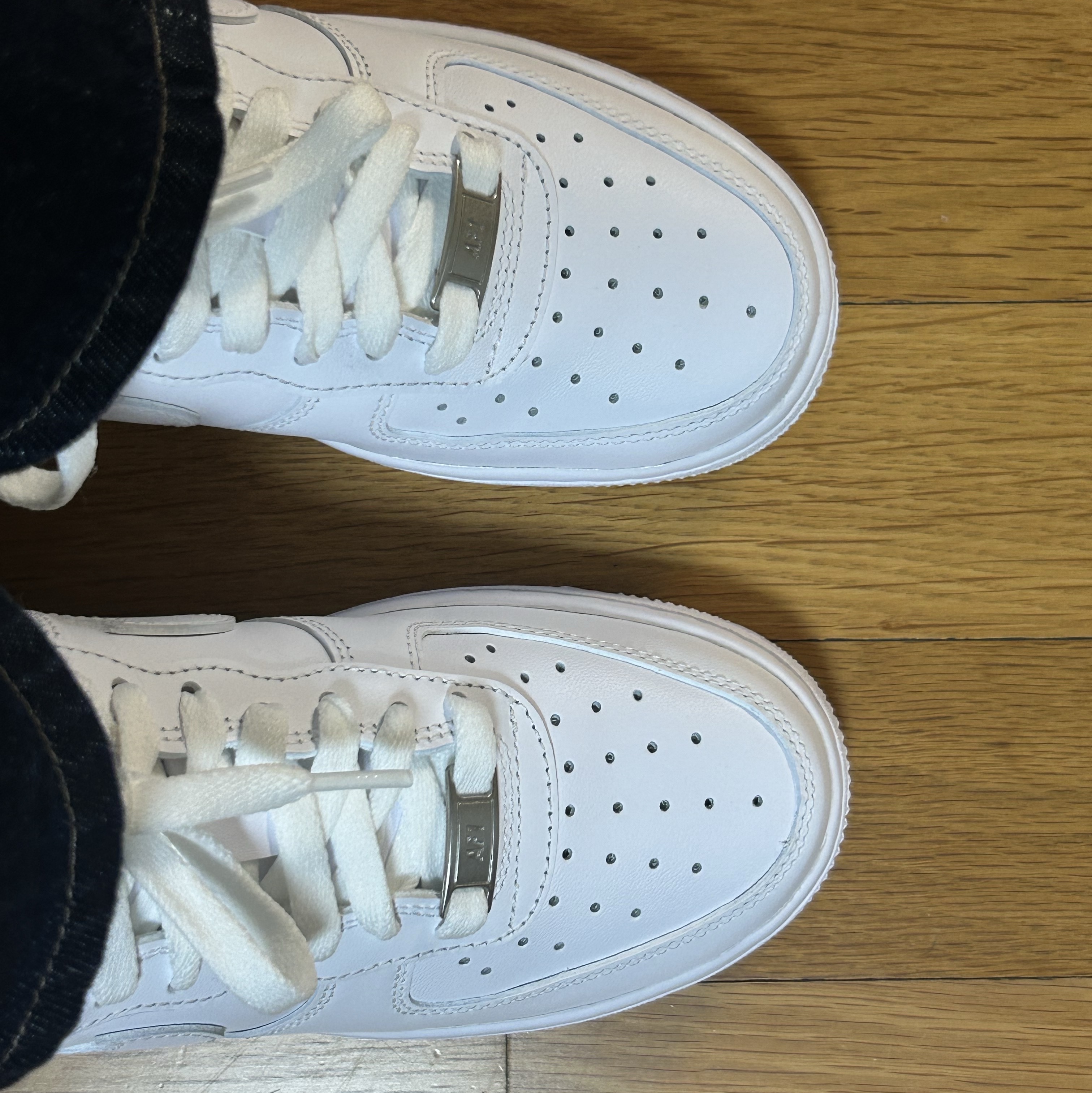 (W) Nike Air Force 1 '07 Low White 착용 스타일