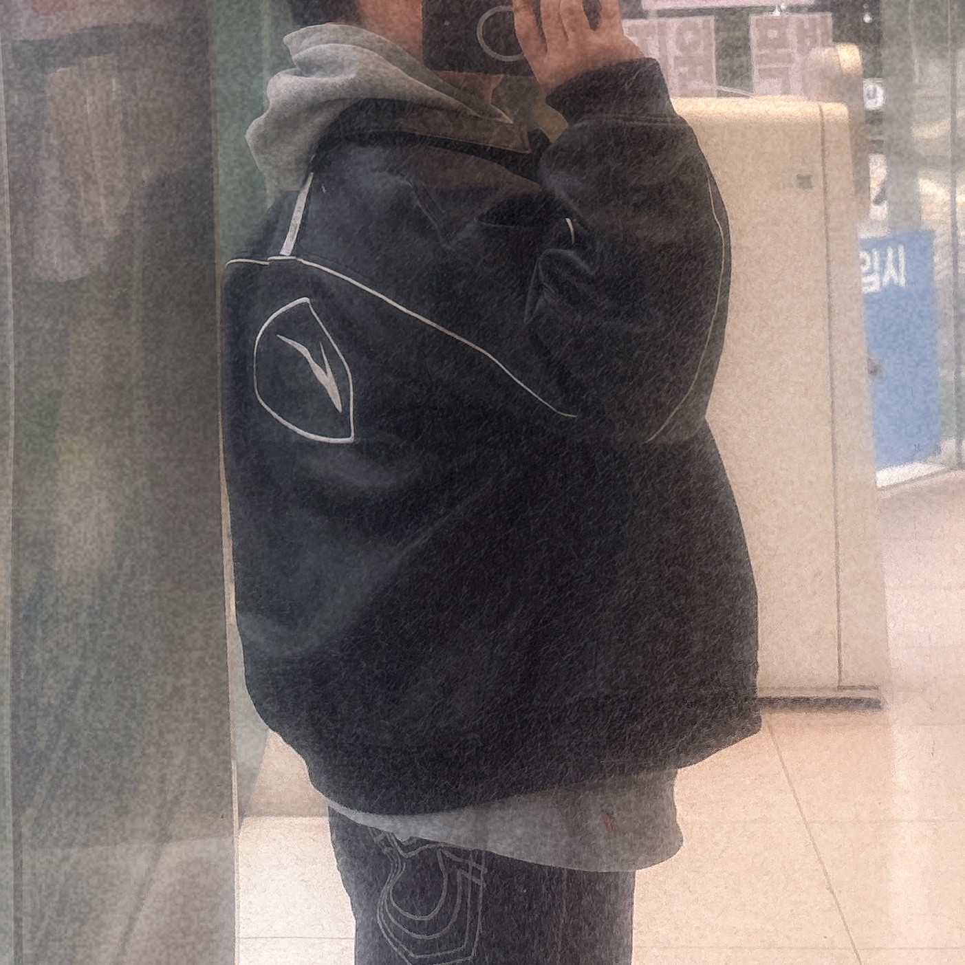 Supreme x Nike Leather Varsity Jacket Black - 25SS 착용 스타일