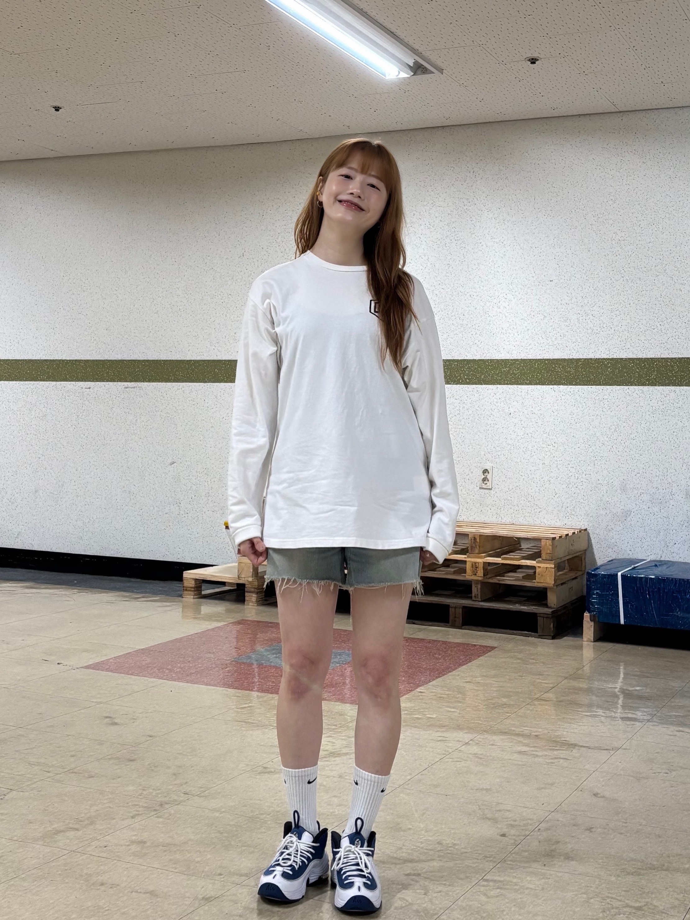 Deus Ex Machina Seoul College Long Sleeve T-Shirt White, Nike Air Penny II Atlantic Blue 착용 스타일 - 4