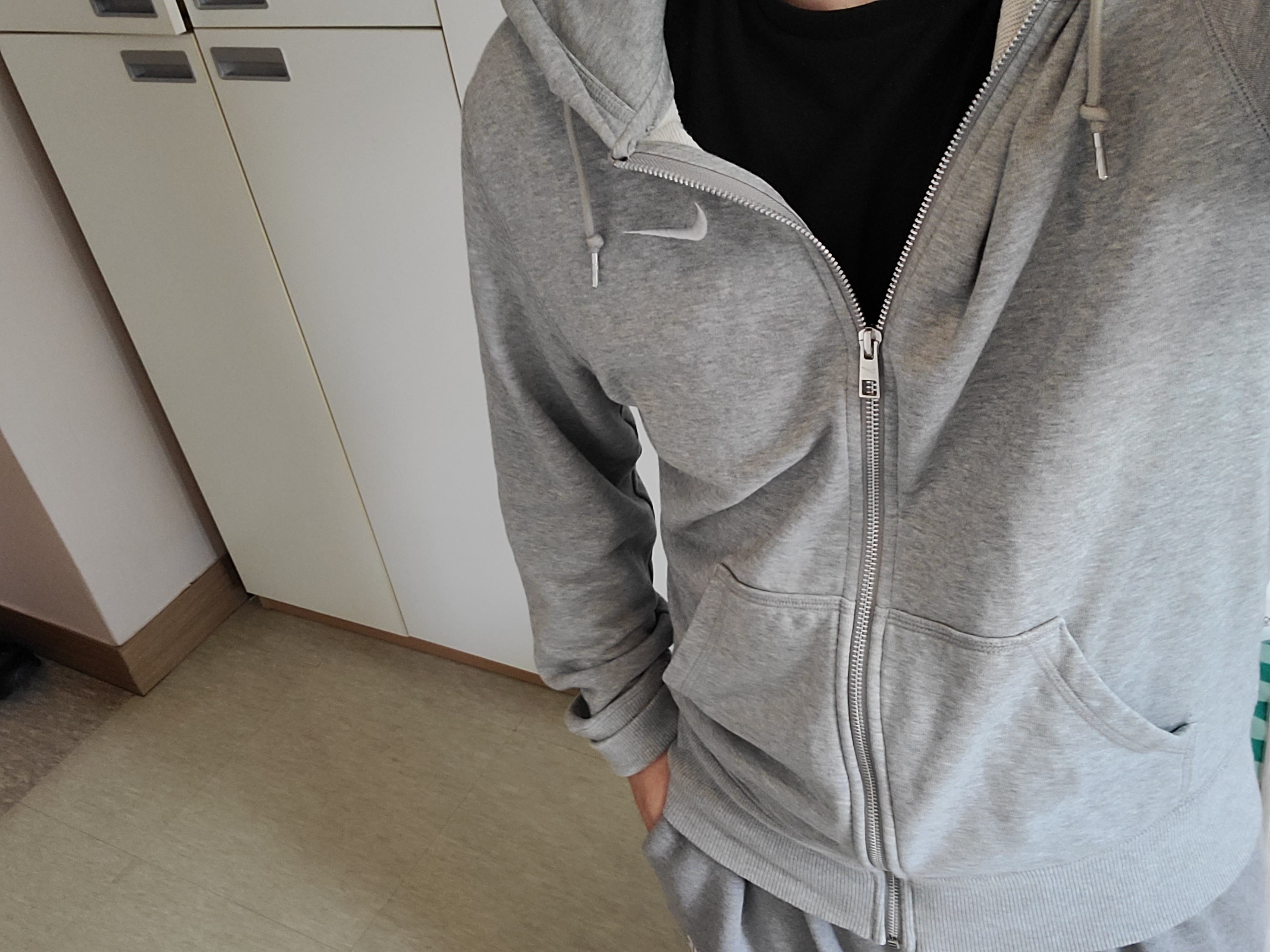 Nike NSW Classic Full Zip Hoodie Grey - Asia 착용 스타일