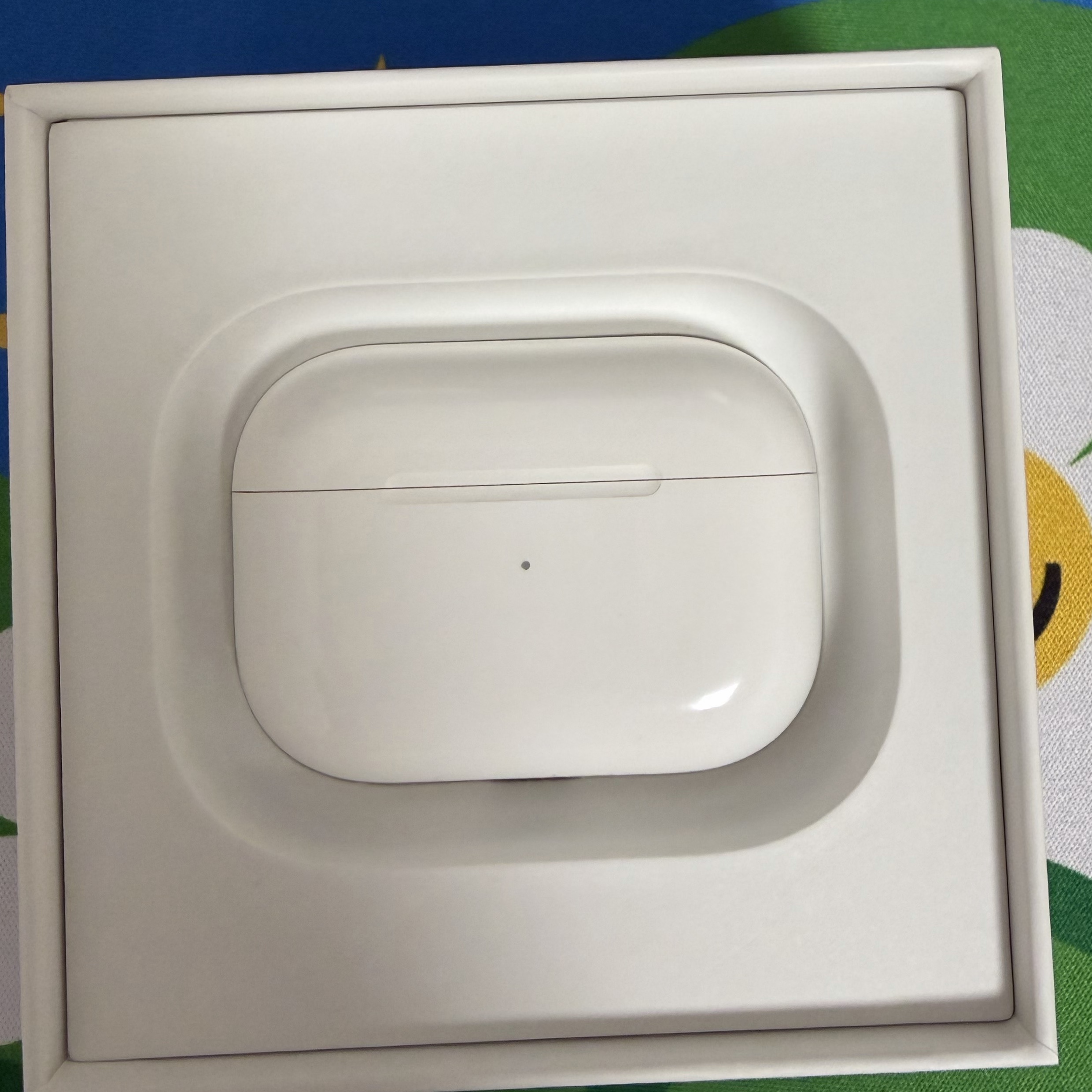 Apple Airpods Pro 2nd Gen with MagSafe Charging Case USB C (Korean Ver.) 착용 스타일 - 2