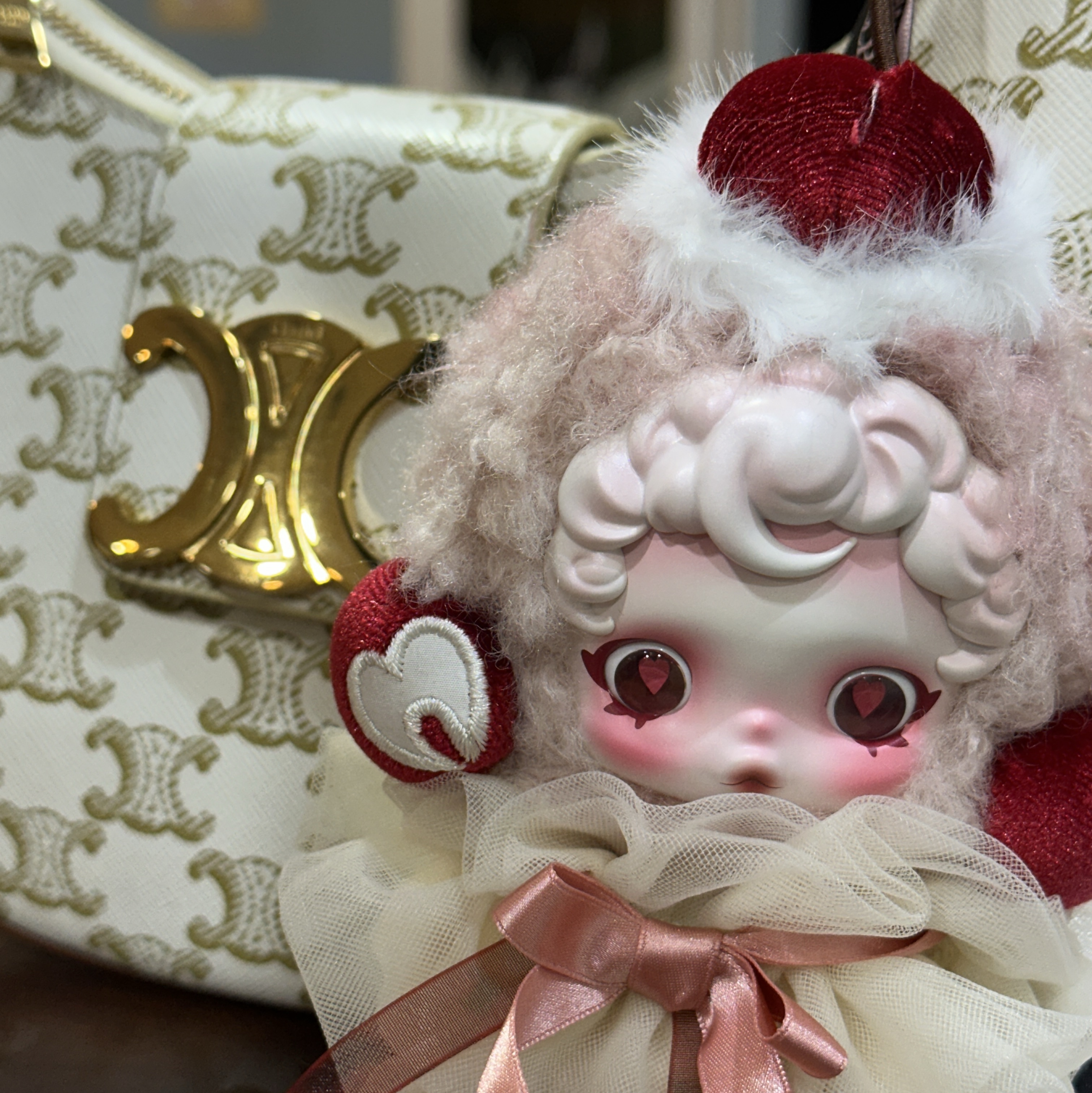 Pop Mart Skullpanda You Found Me ! Series Plush Doll Pendant Moldy Muffin (Opened Case) 착용 스타일