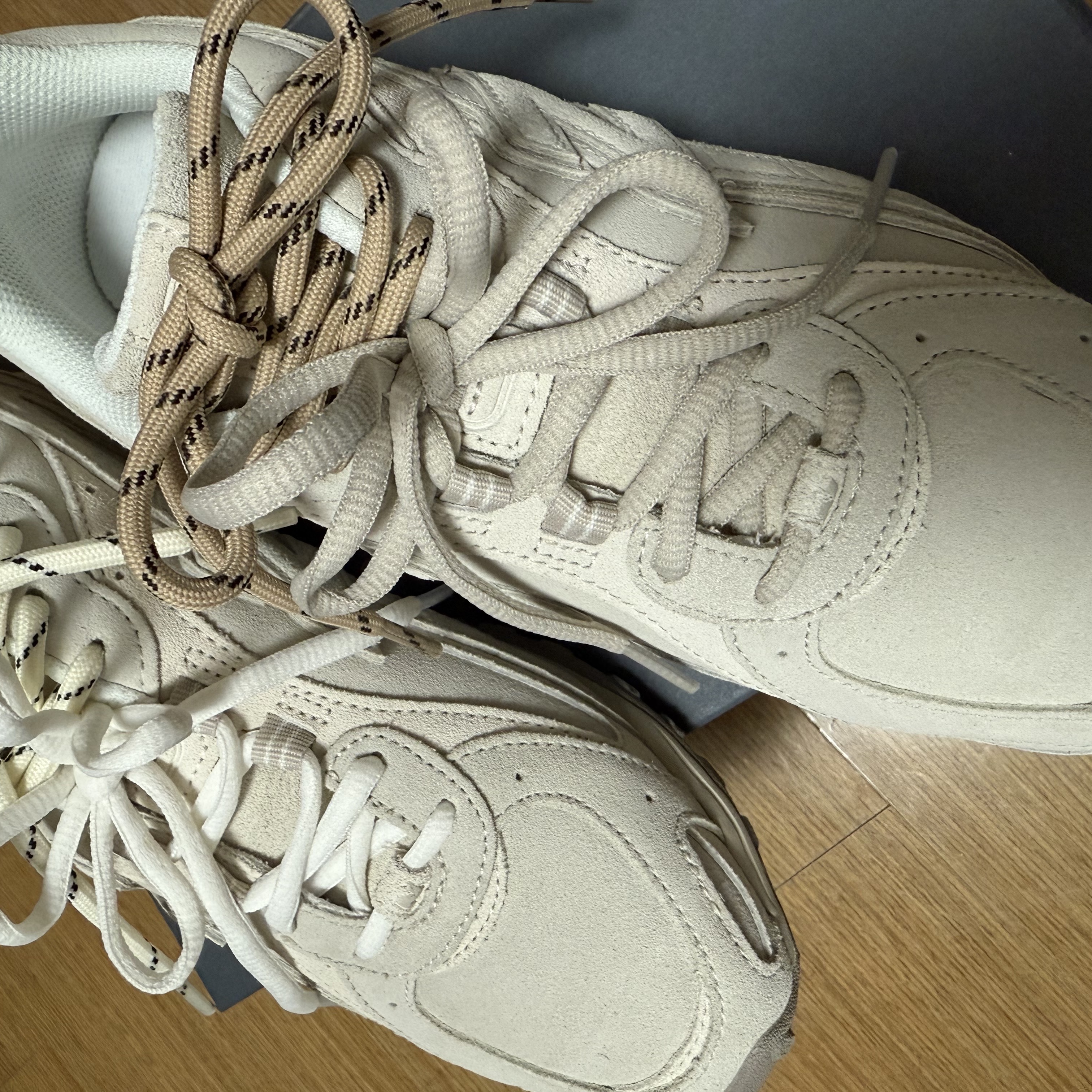 New Balance 204L Timberwolf Linen 착용 스타일 - 2