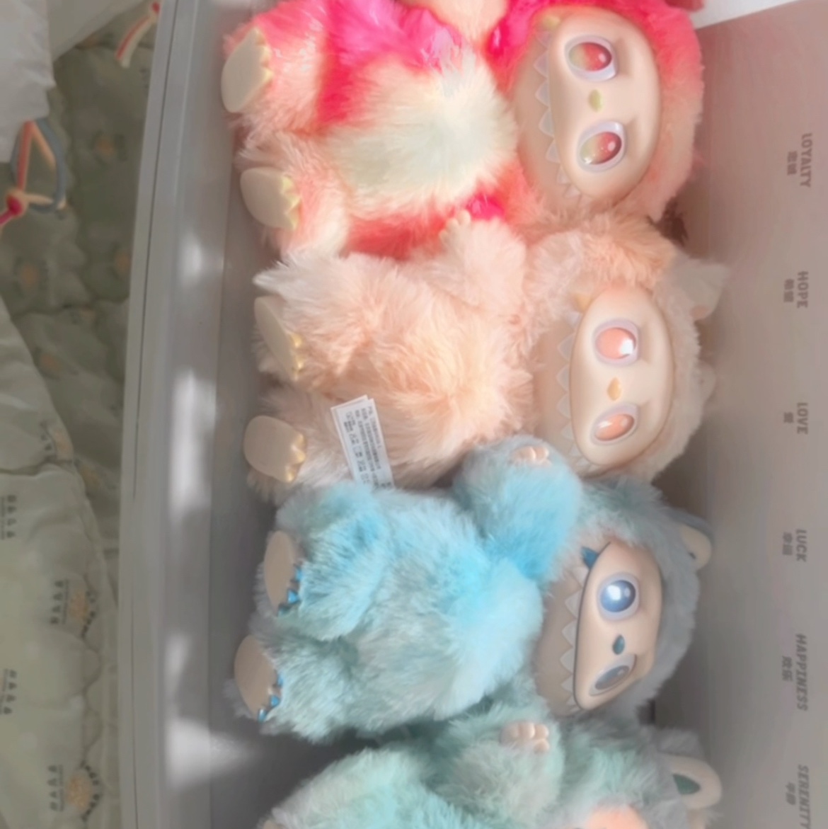 Pop Mart Labubu The Monsters Highlight Series Sealed Case (6 Blind Boxes) 착용 스타일