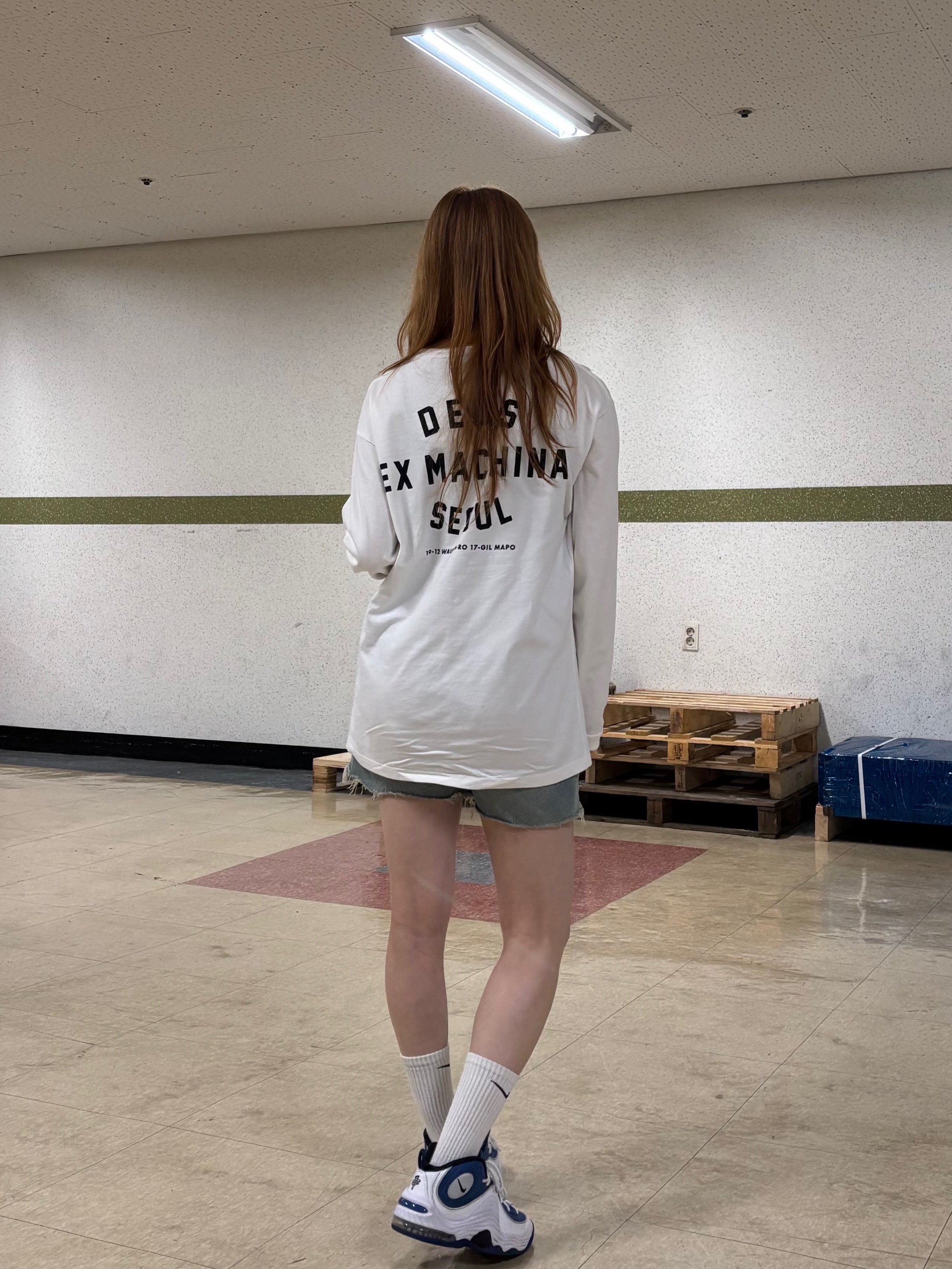 Deus Ex Machina Seoul College Long Sleeve T-Shirt White, Nike Air Penny II Atlantic Blue 착용 스타일 - 1