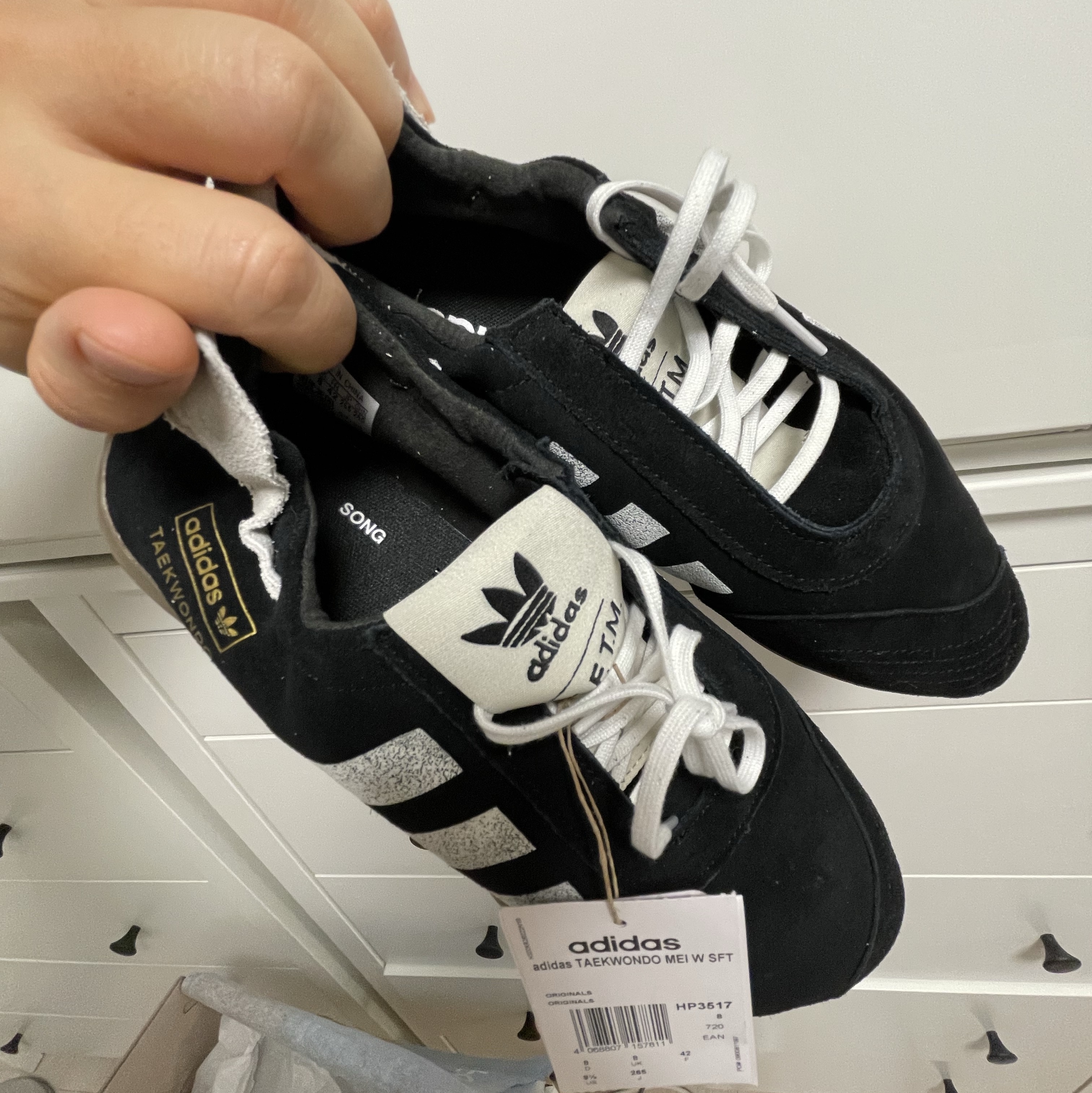 (W) Adidas x Song for the Mute Taekwondo Mei Core Black Cloud White 착용 스타일 - 2
