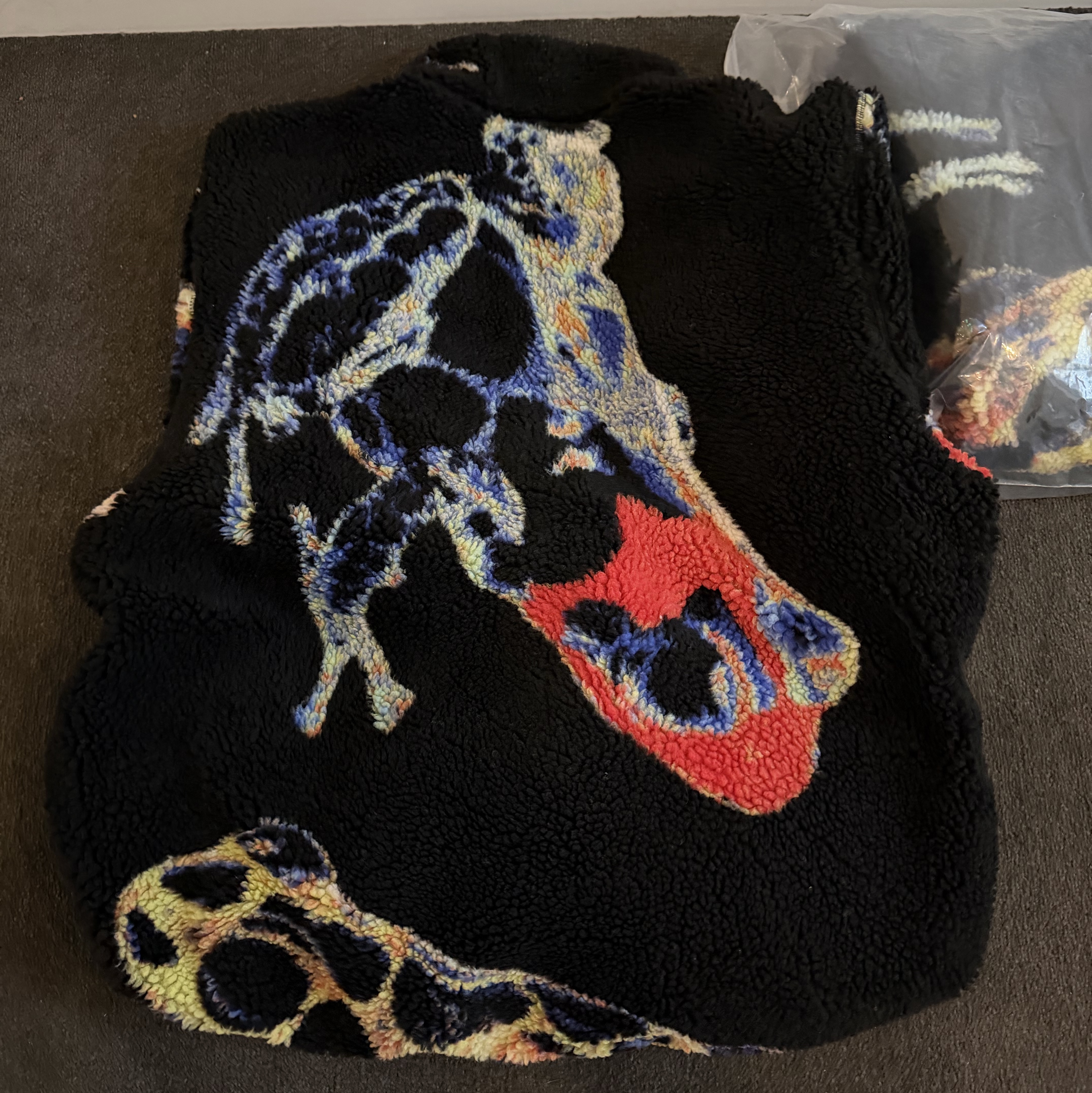 Palace Frogger Reversible Fleece Black - 25FW 착용 스타일