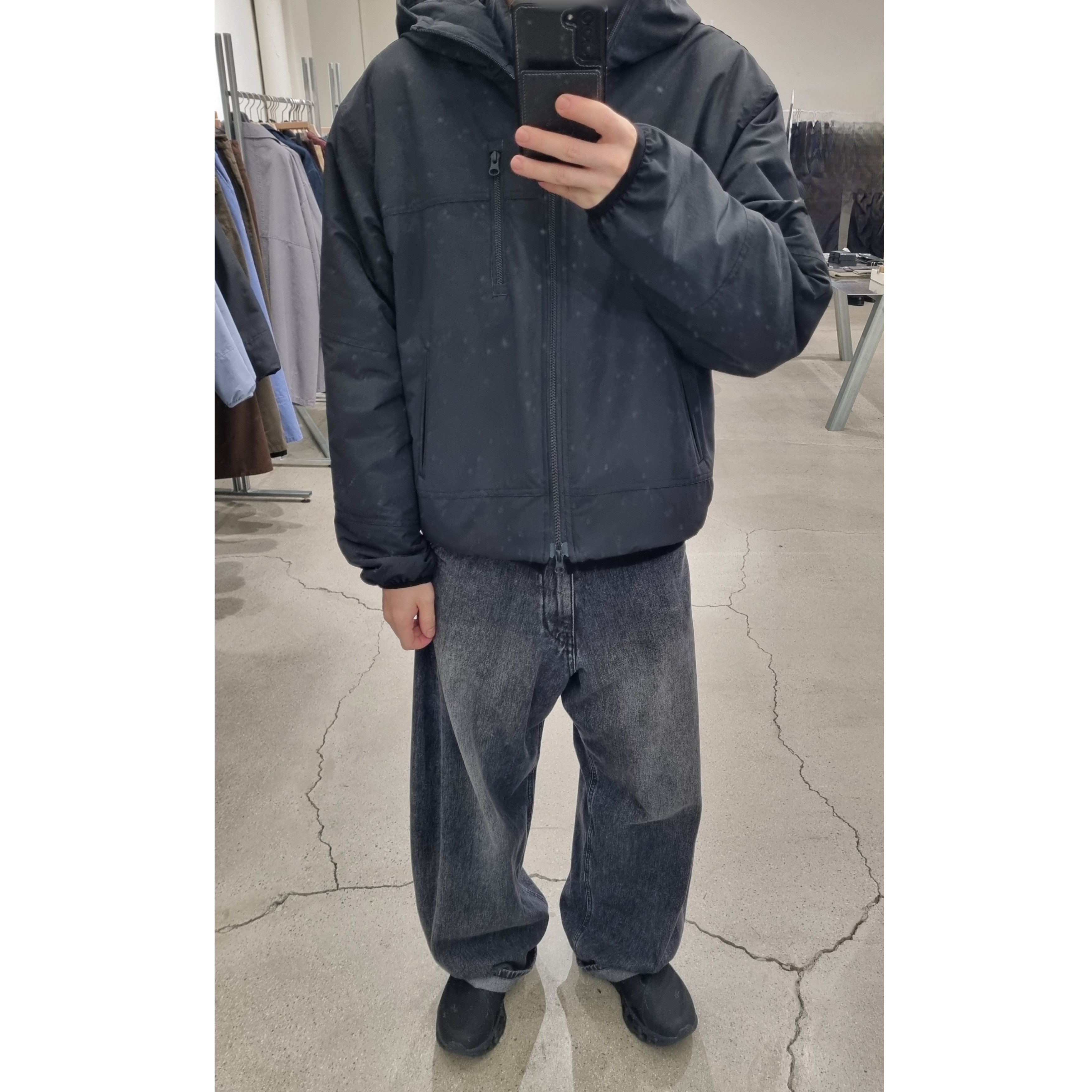 On Running x Post Archive Faction (Paf) Cloudmonster 2 Black Magnet 착용 스타일 - 1