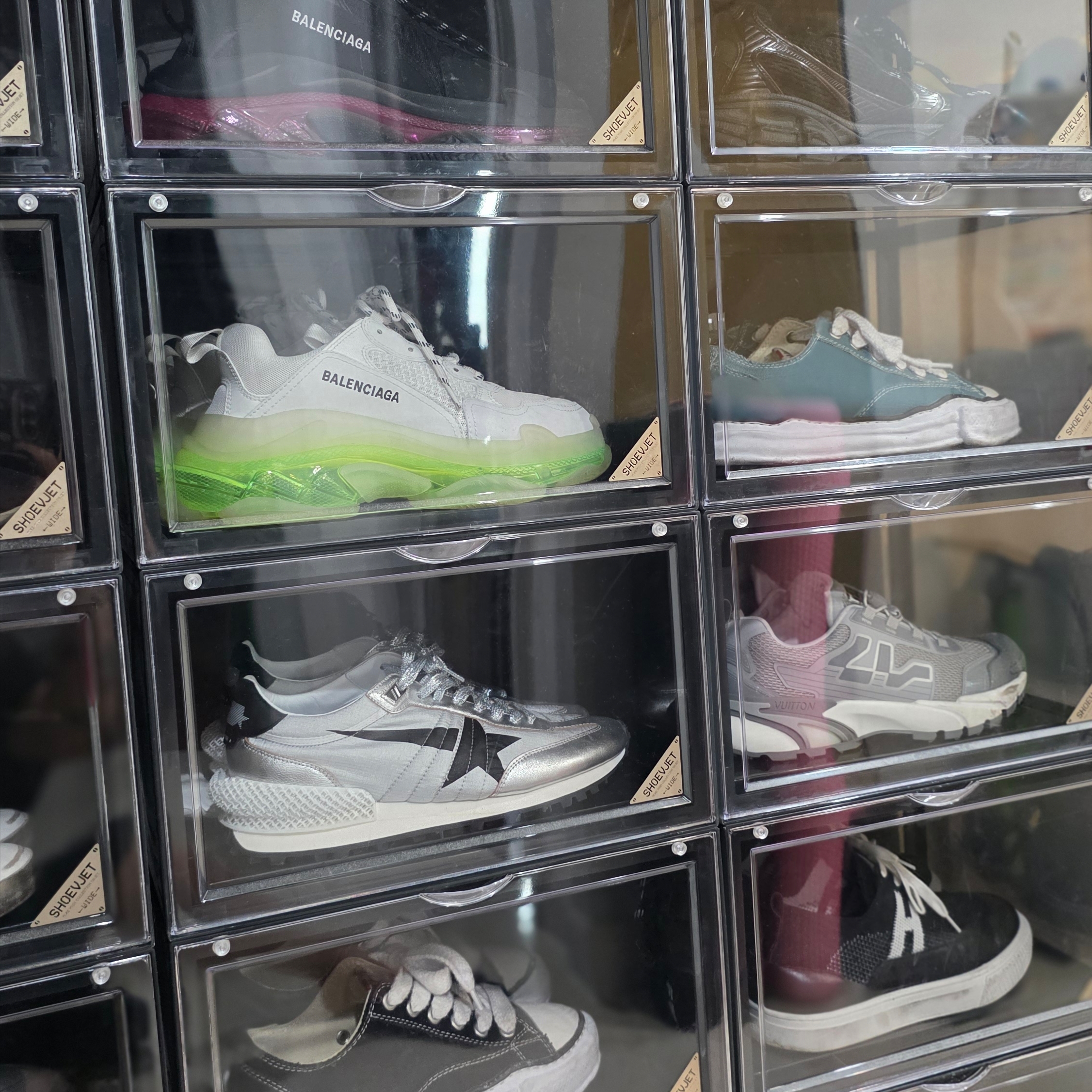 Golden Goose Black Star Marathon Sneakers Silver, Cartier Love Bracelet Yellow Gold 착용 스타일 - 7