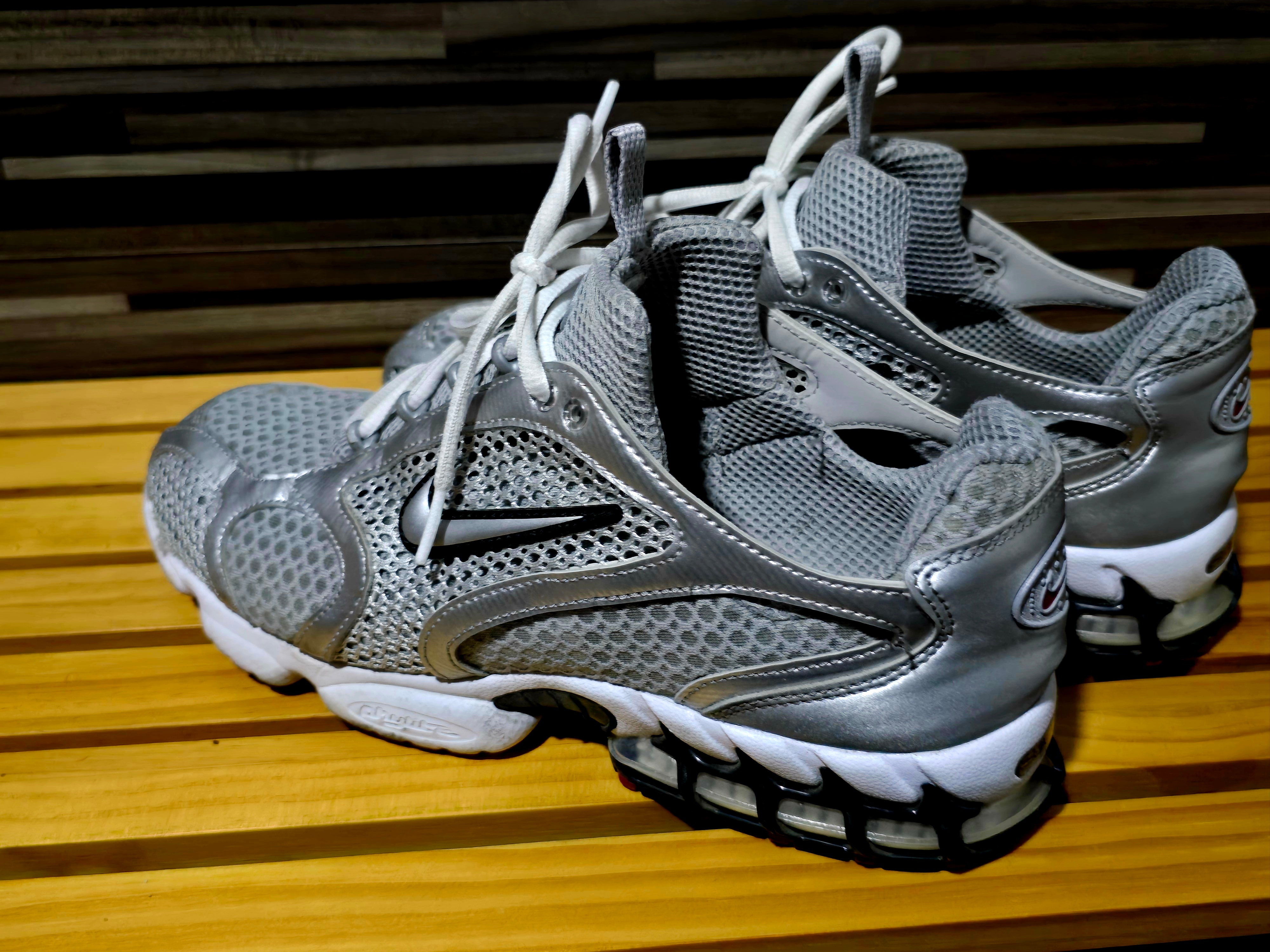 Nike Air Zoom Spiridon Cage 2 Metallic Silver 착용 스타일