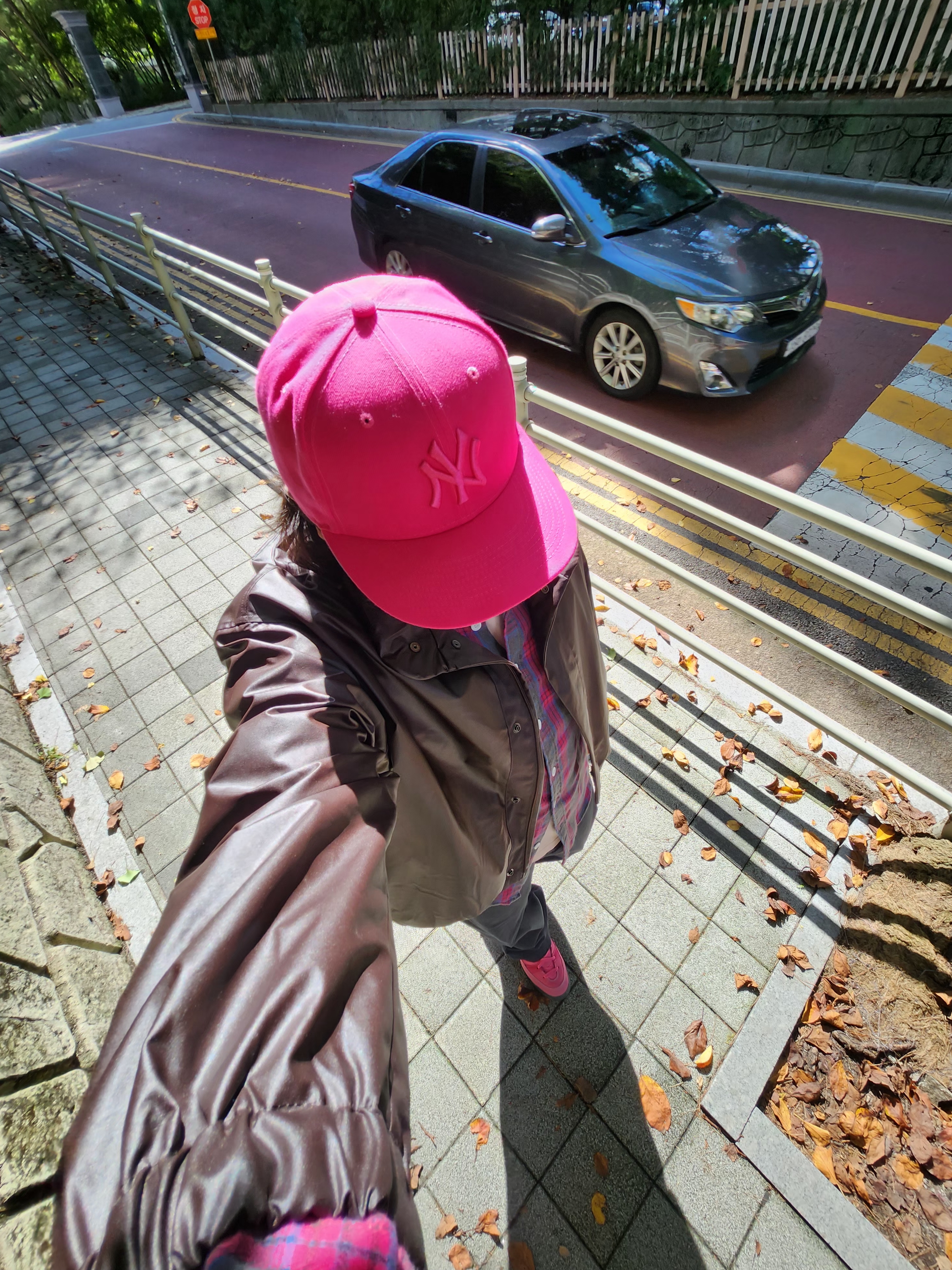 (W) Adidas Adimatic Pink Fusion, (W) Uniqlo Coating Short Blouson Dark Brown - JP 착용 스타일 - 1