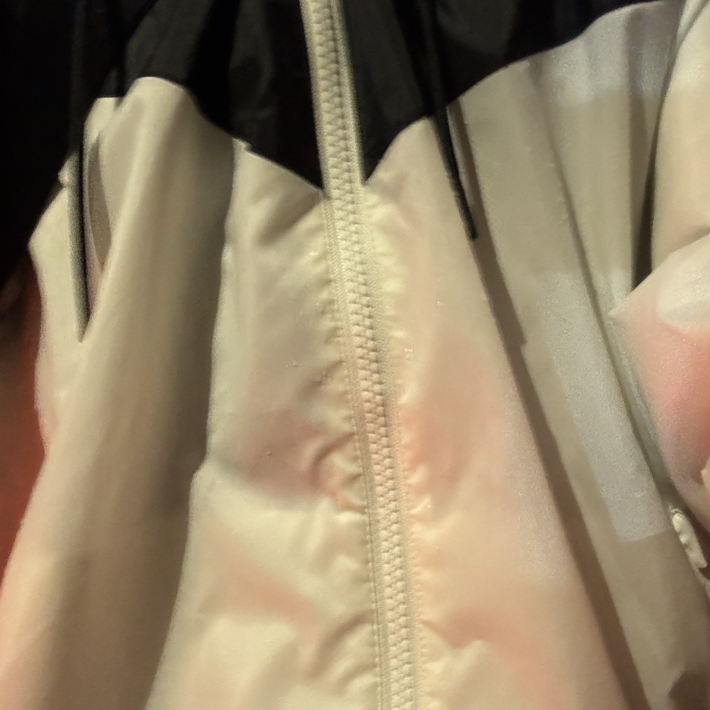 Nike NSW Windrunner Hooded Jacket Black Sail - Asia 착용 스타일