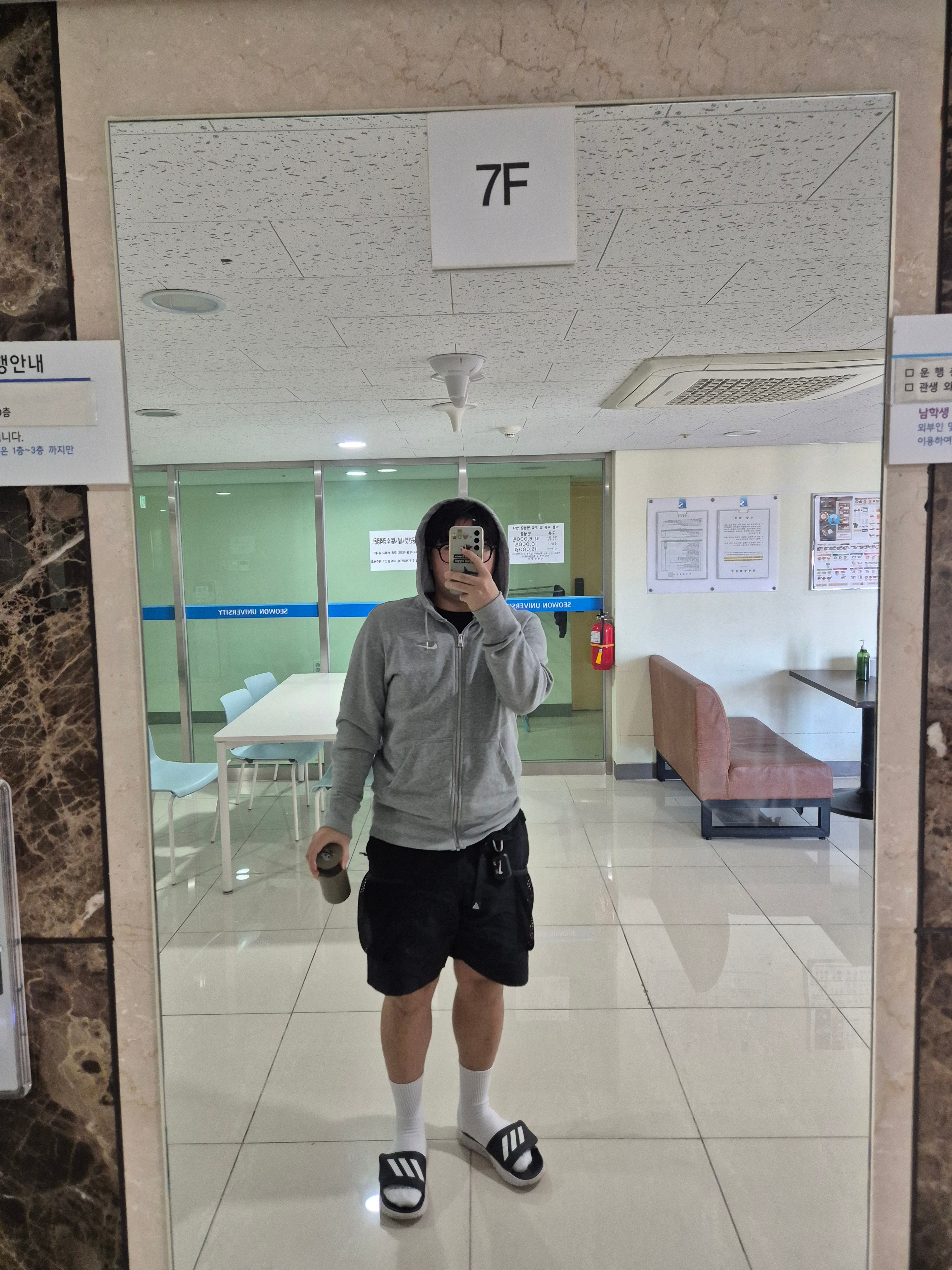 Nike ACG Snowgrass Cargo Shorts Black - Asia 착용 스타일