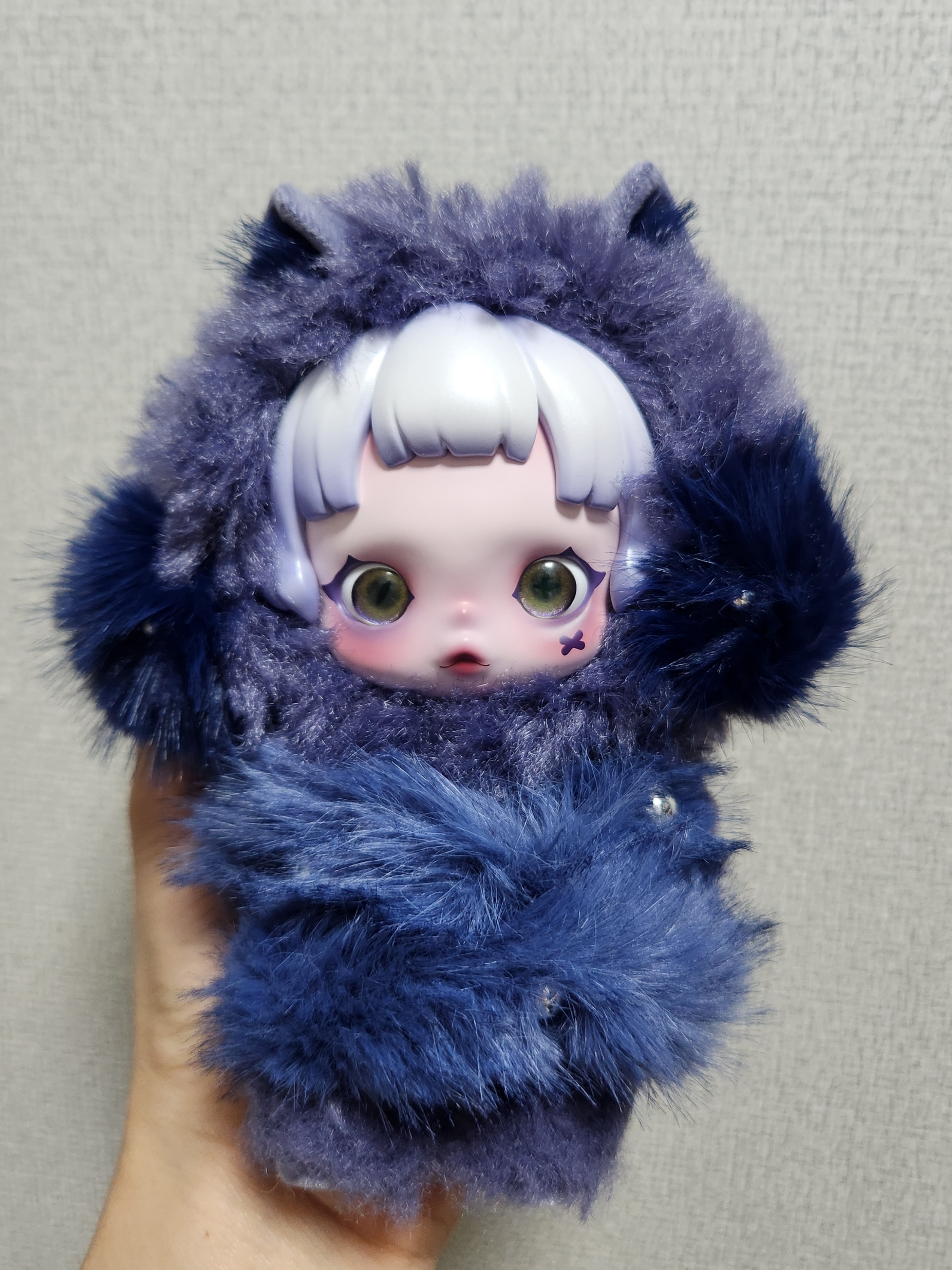 Pop Mart Skullpanda You Found Me ! Series Plush Doll Pendant Cerberus (Opened Case) 착용 스타일
