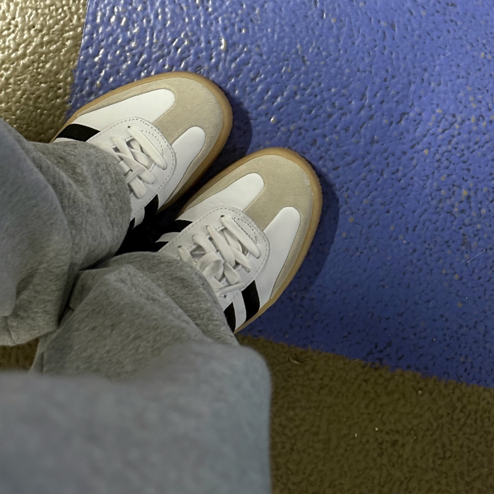 (W) Adidas Sambae White Black 착용 스타일