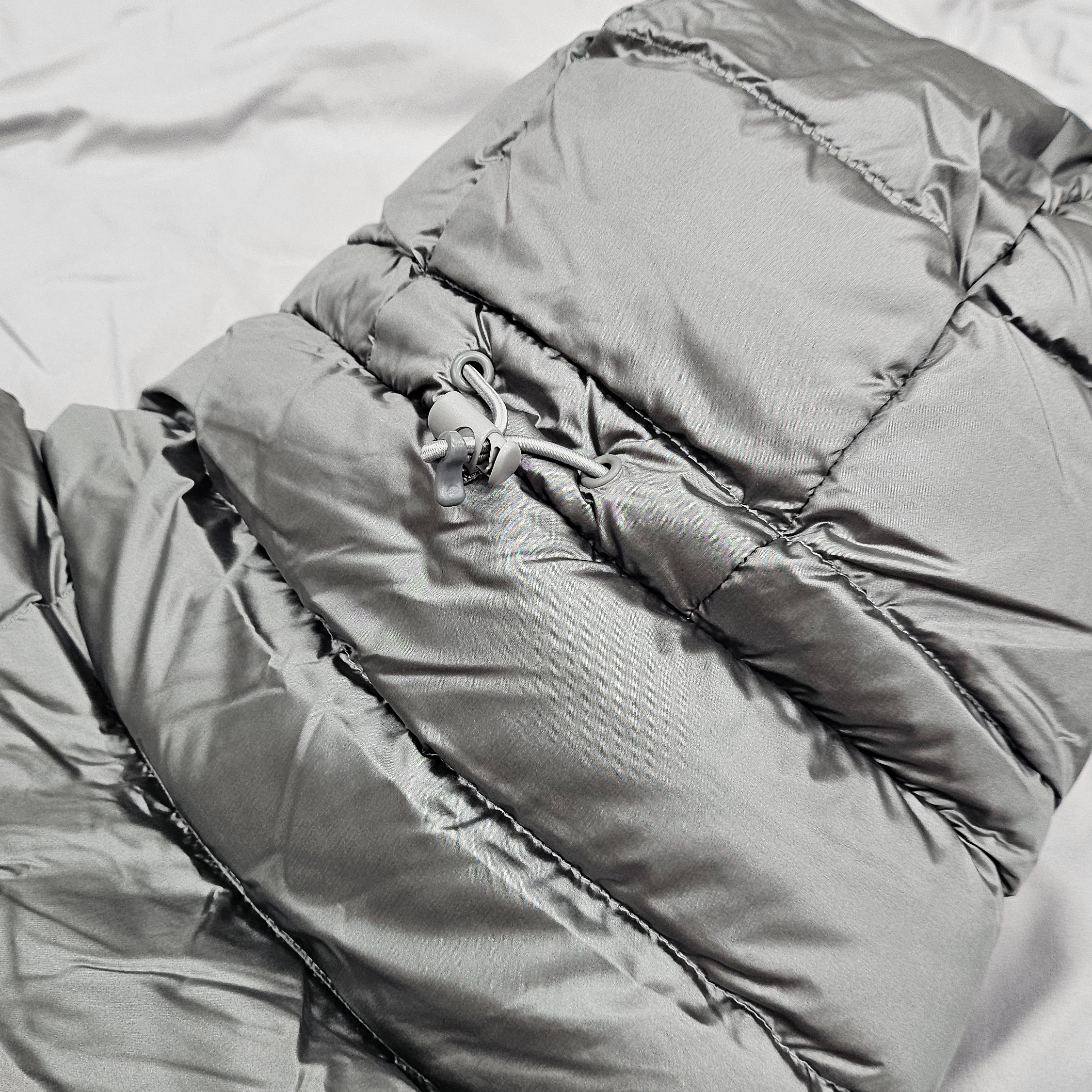 Supreme Micro Down Half Zip Hooded Pullover Silver - 25FW 착용 스타일 - 5
