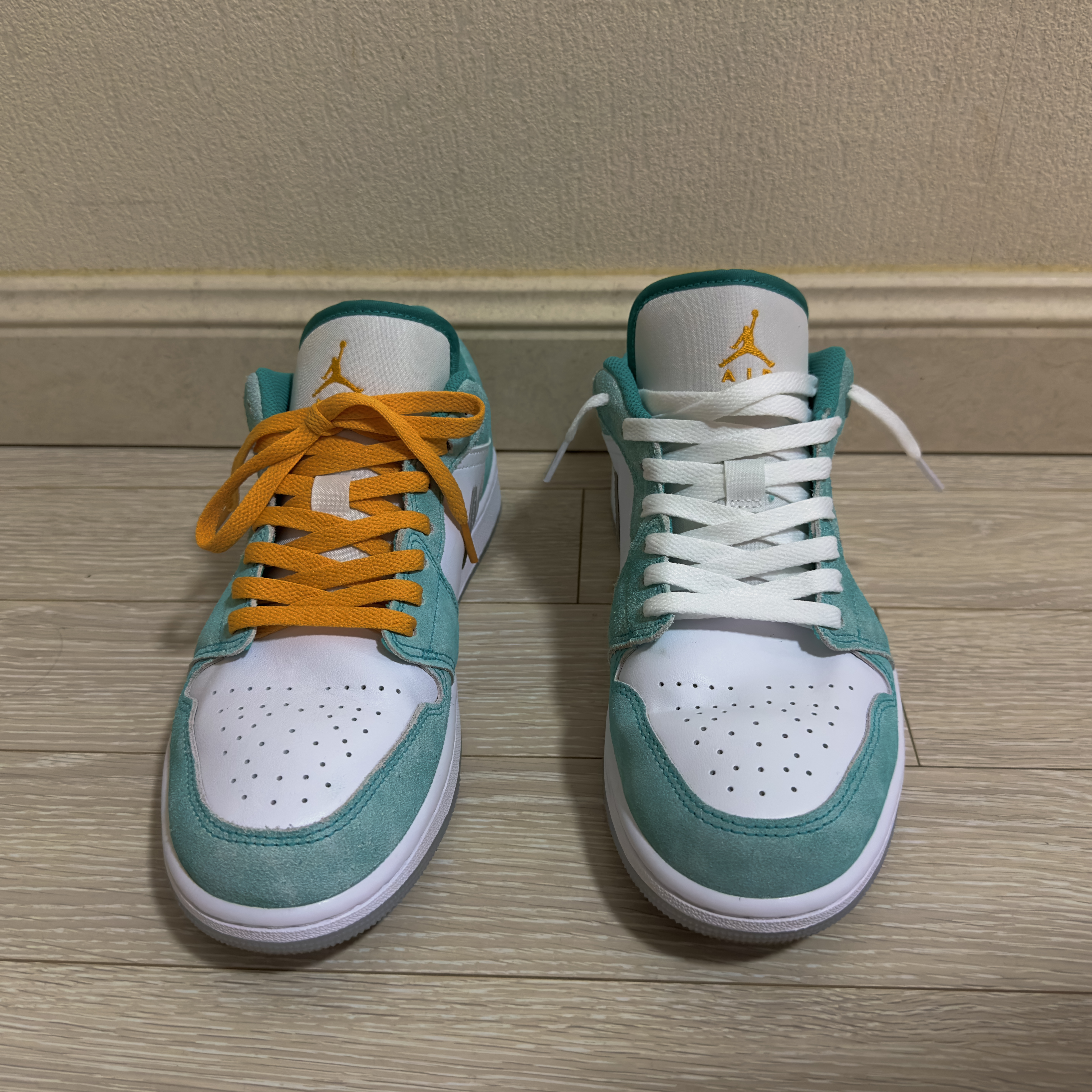 Jordan 1 Low SE New Emerald 착용 스타일 - 2