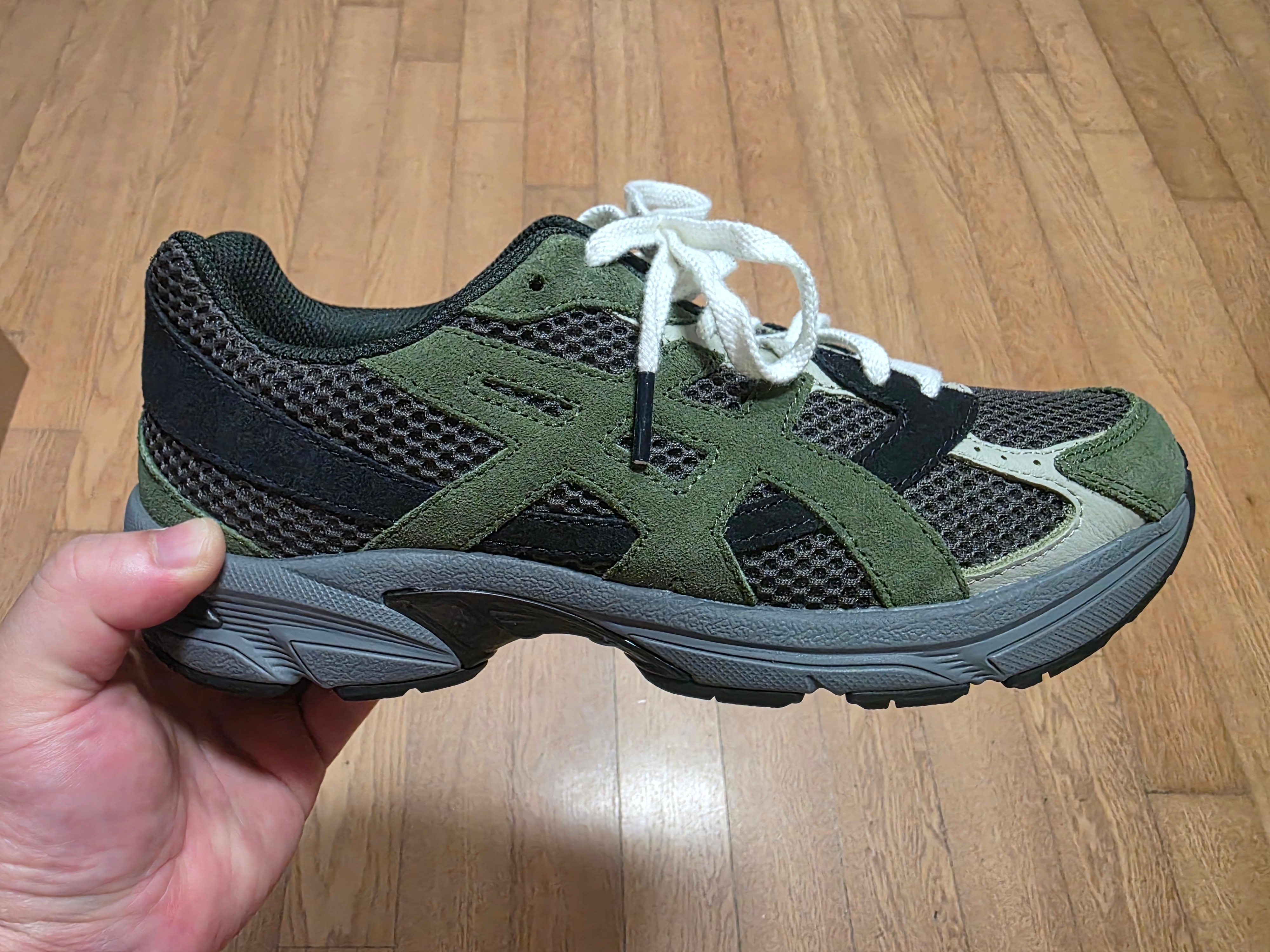 Asics Gel-1130 SMU Olive Canvas Smog Green 착용 스타일 - 3