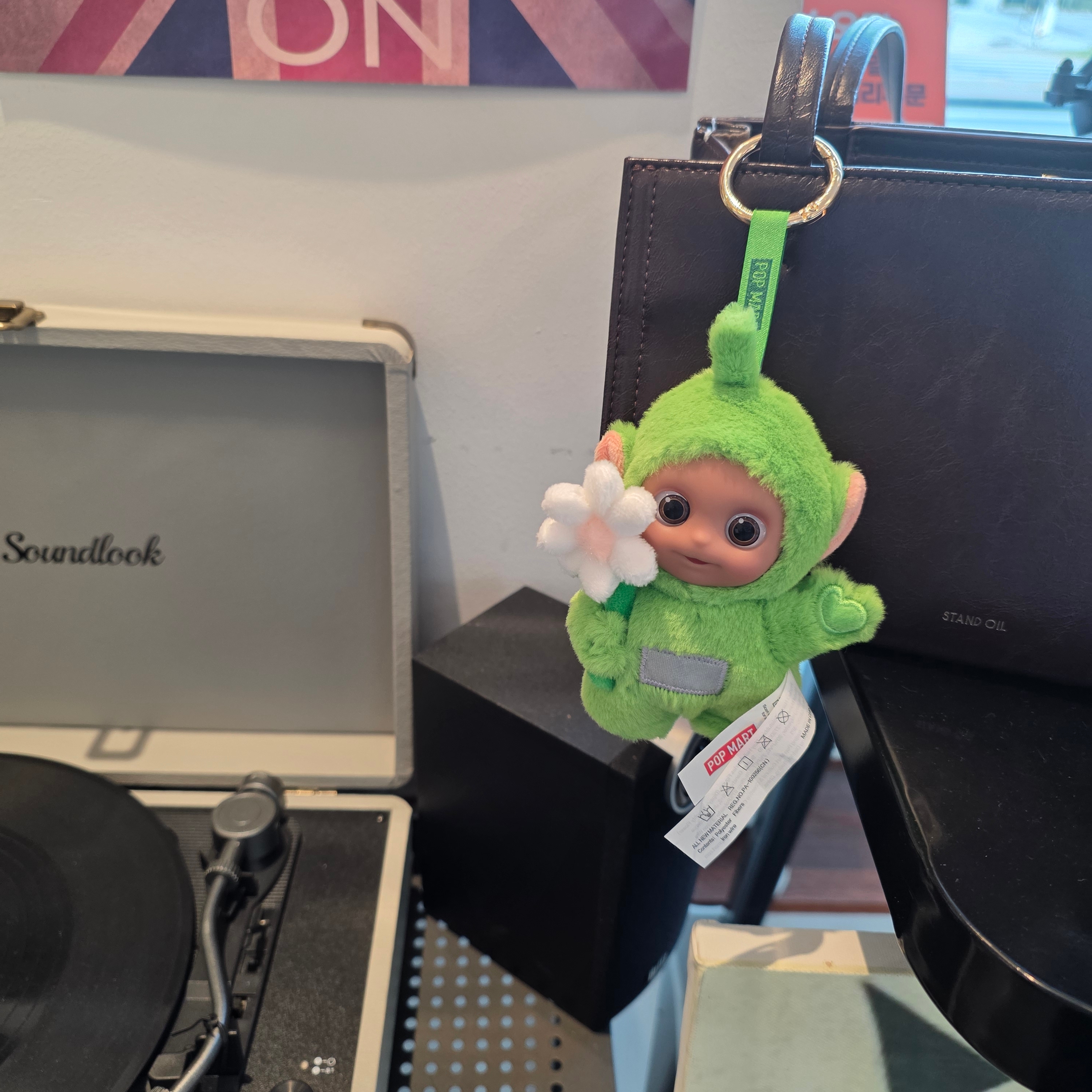 Pop Mart Teletubbies Say Hello Series Figures Sealed Case Dipsy's Naughty Flower (Opened Case) 착용 스타일