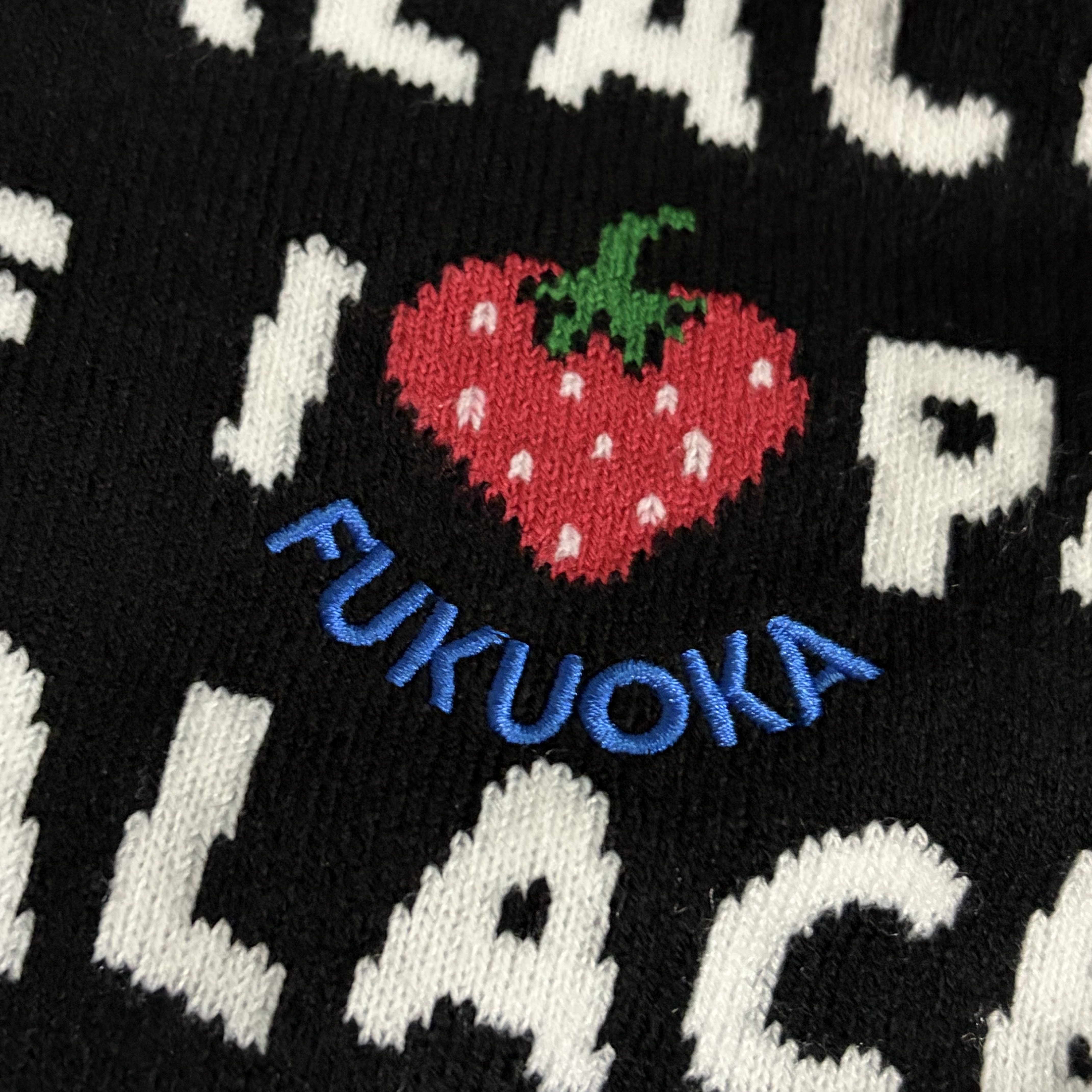 Palace Fukuoka Beanie Black - 25FW 착용 스타일 - 3