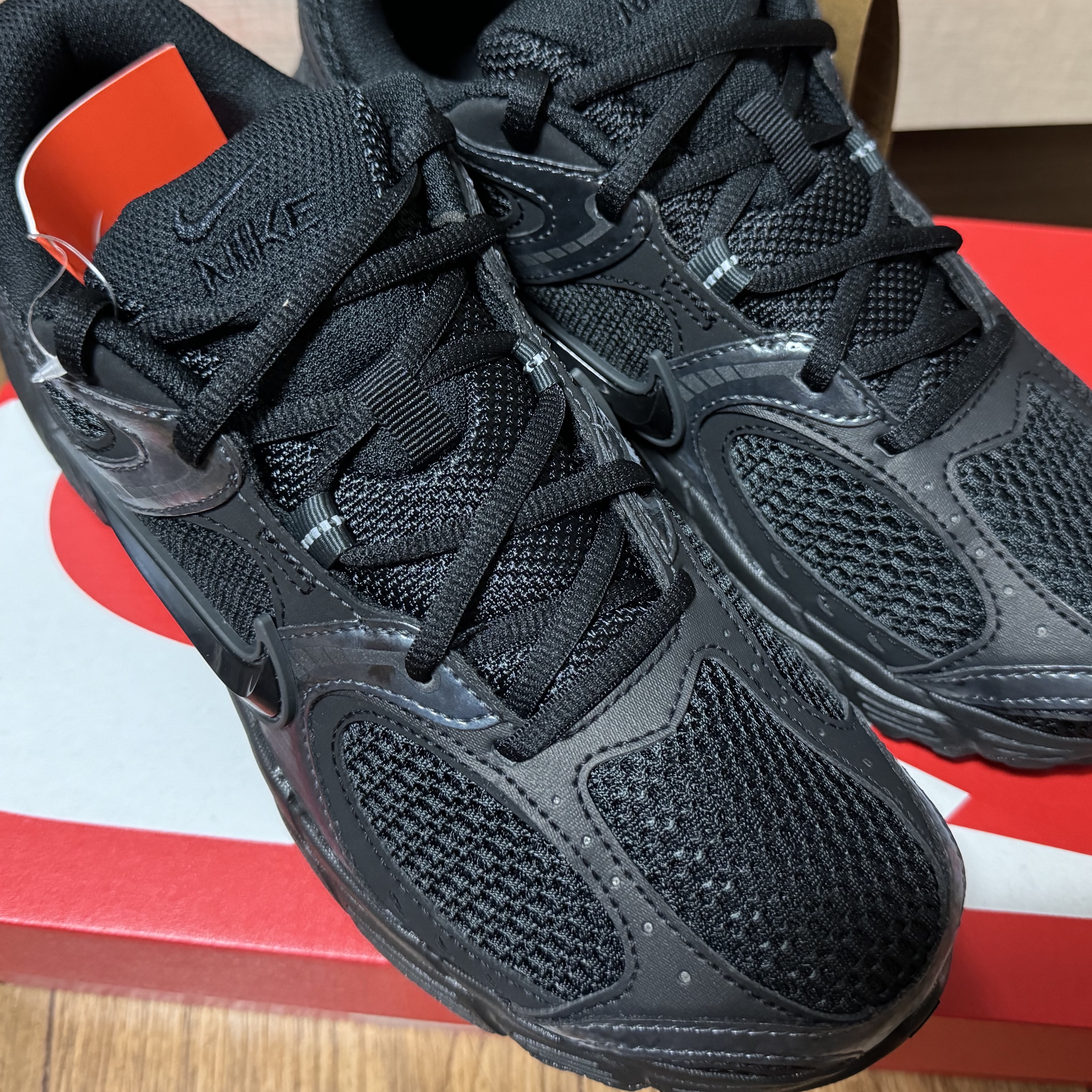 Nike V5 RNR Black Anthracite 착용 스타일