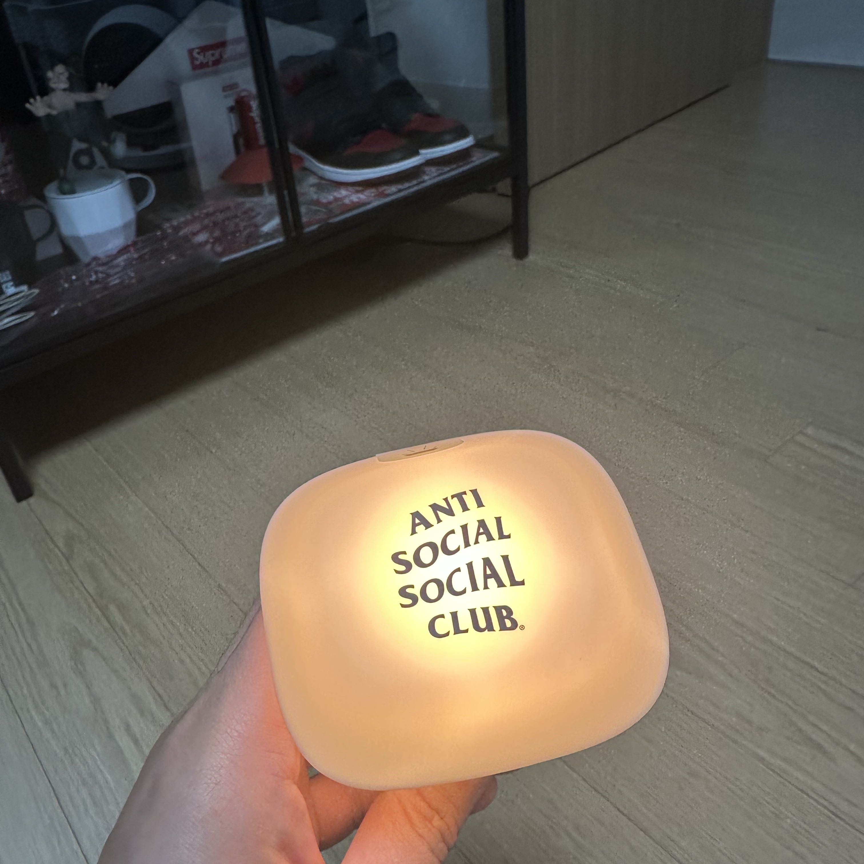 ASSC X LUMENA Space S Roof Pale Blue 착용 스타일