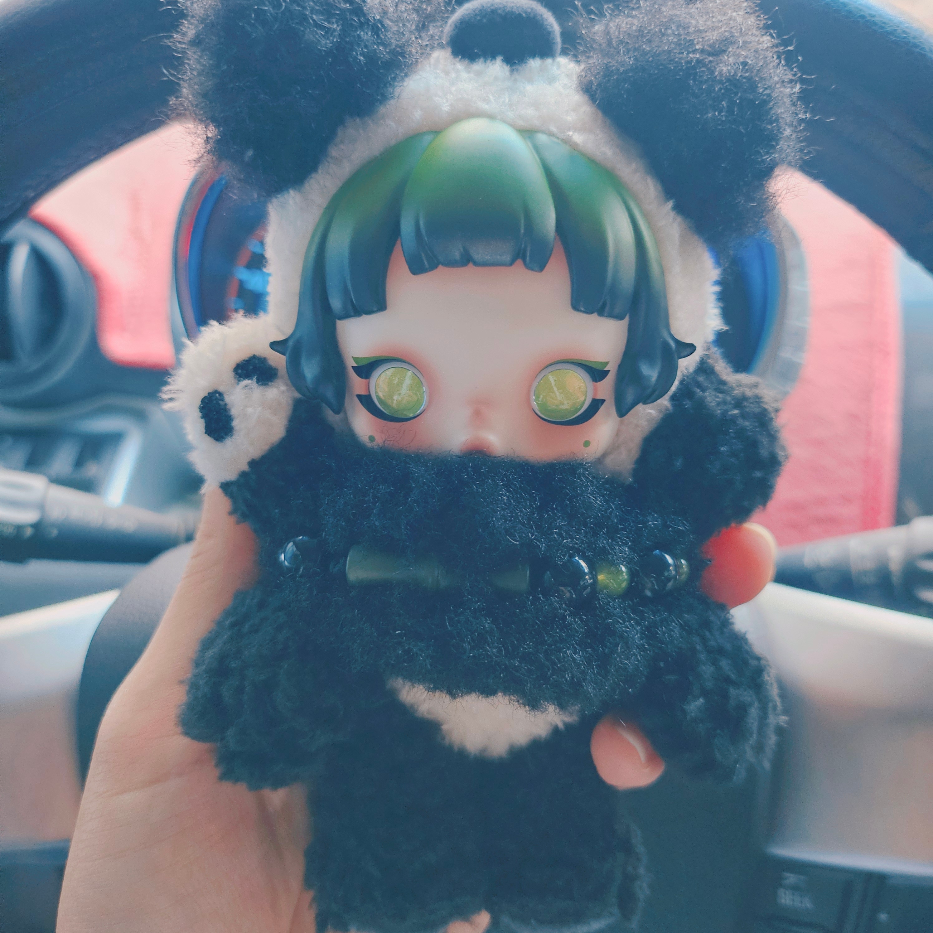 Pop Mart Skullpanda Lazy Panda Plush Doll Pendant 착용 스타일 - 2