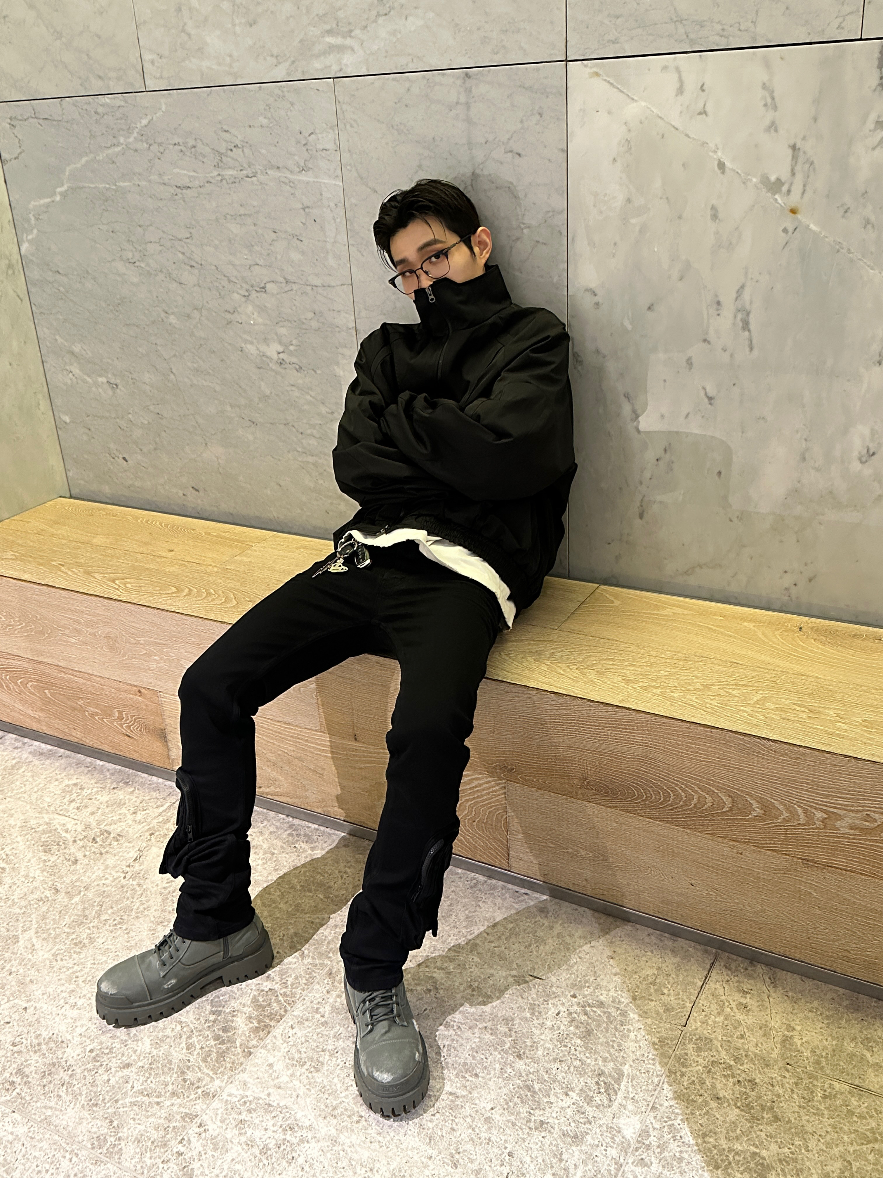 Civision by CSC Interval Shell Track Jacket Ver.2 Black, Undermycar Sinobi Tactical Slim Black Jeans Black 착용 스타일 - 6