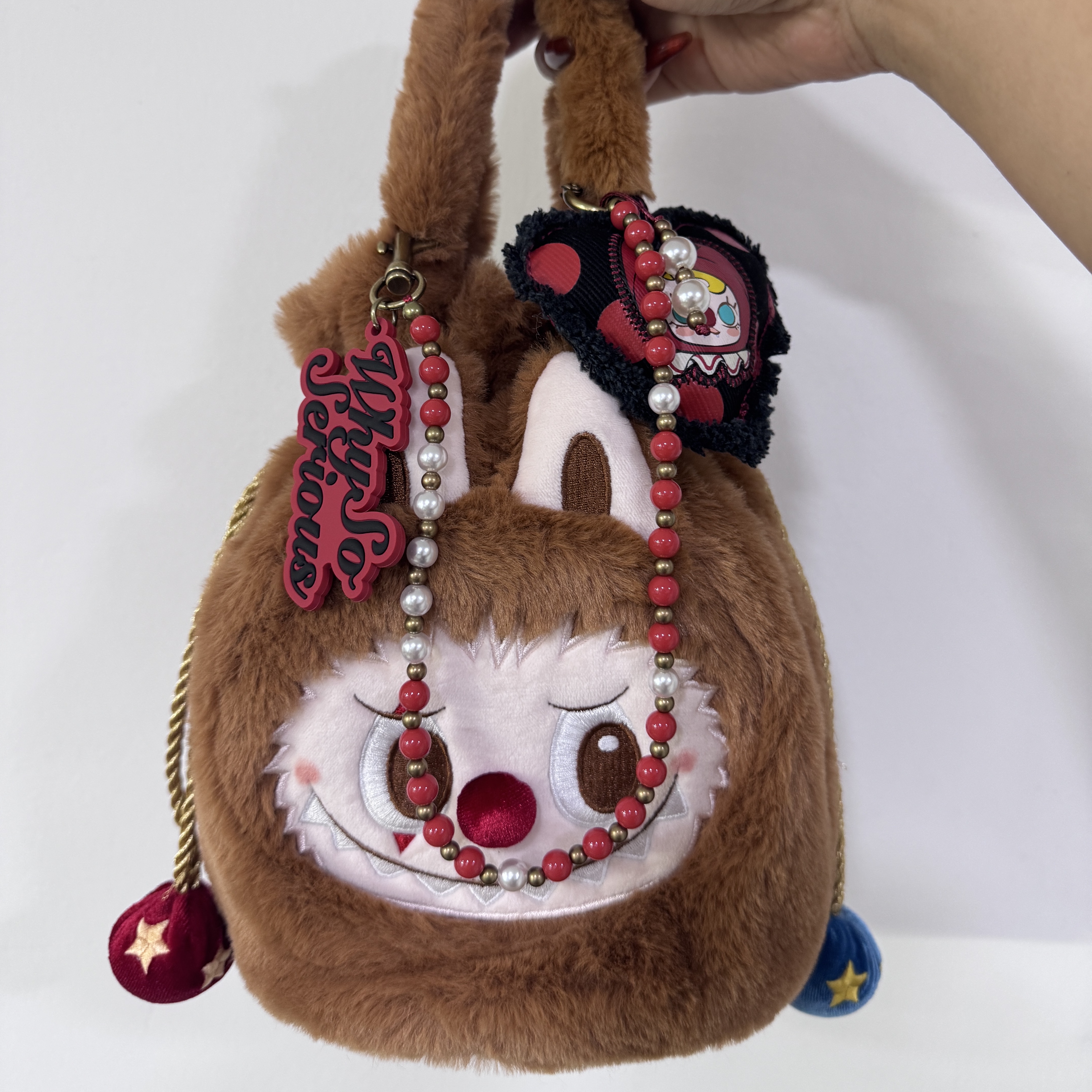 Pop Mart Labubu Why So Serious Series Labubu Candy Pouch, Pop Mart Why So Serious Series Pendant Chain Crimson Dancer (Opened Case) 착용 스타일
